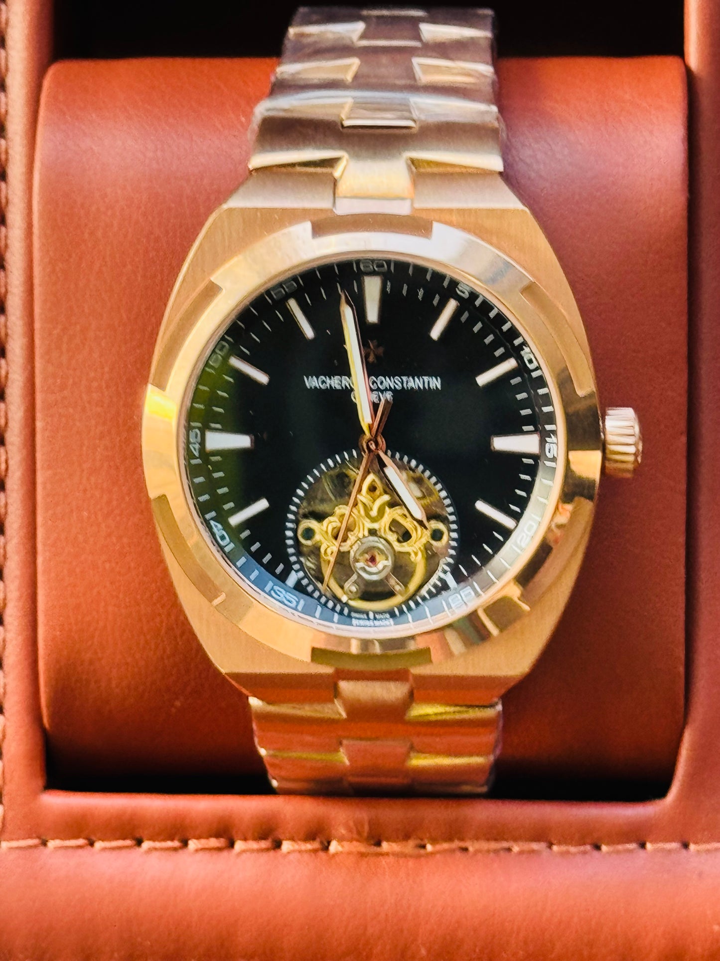 ELEGANTE Y SOFISTICADO DISEÑO RELOJ AUTOMÁTICO VACHERON CONSTANTINE