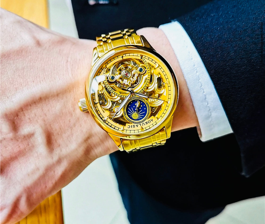Hermoso Reloj Automático Mecánico Tourbillon Fase Lunar 💯% Original 
información por WhatsApp 99 81 92 84 65
Nota: No se hacen Envíos 🚚 
Ventas solo en Cancún 
Nuestro Lema: No somos Números!
Atencion: Personalizada