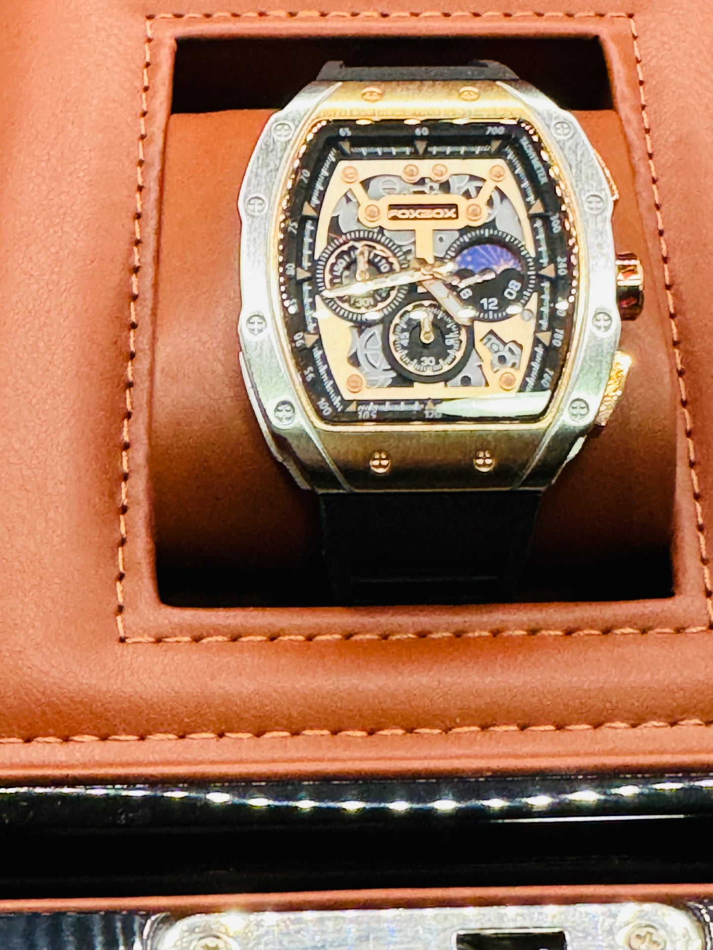 Hermoso Reloj Multifuncional de Cuarzo-Fechador-Luminoso-Tacómetro-Diferentes Faces Etc!