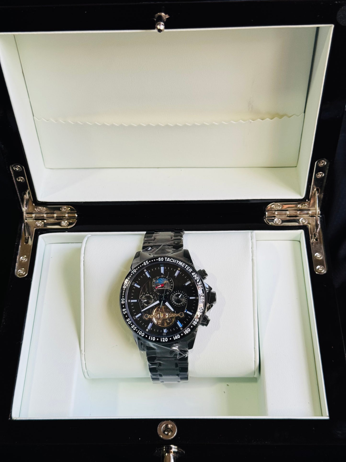 MULTINACIONAL RELOJ AUTOMÁTICO MECÁNICO-CALENDARIO 24 HRS LUNAR-TACÓMETRO-LUMINOSO-VENTANA TOURBILLON- DÍA DE LA SEMANA-CALENDARIO DIAL PEQUEÑO- ETC, ETC!