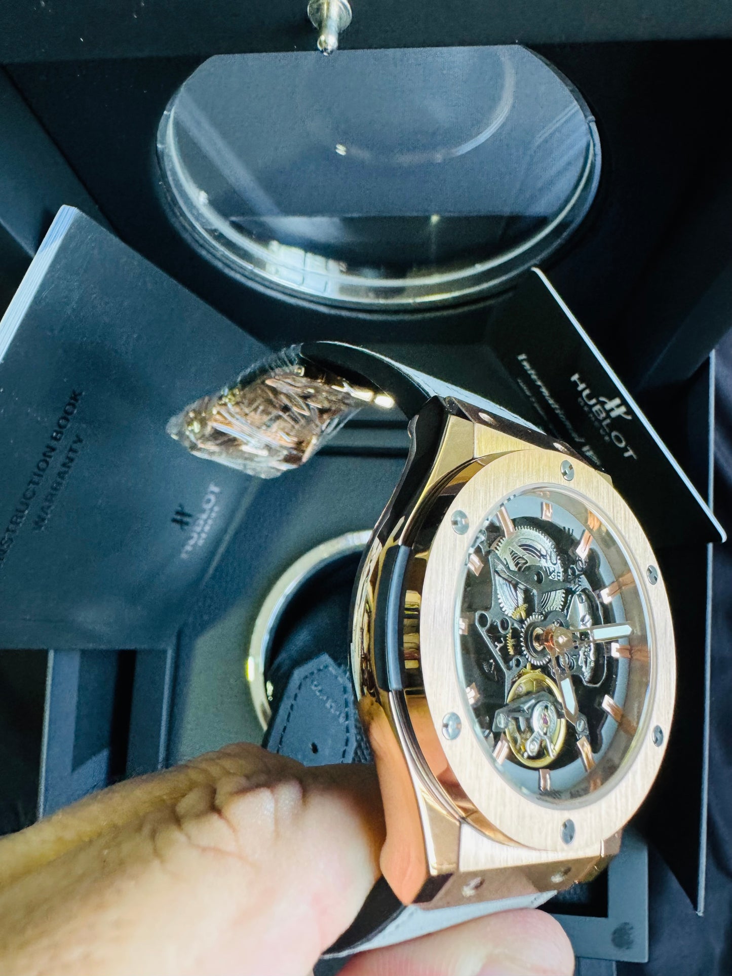 ESPECTACULAR RELOJ HUBLOT SKELETON AUTOMÁTICO MECÁNICO- CRISTAL ZAFIRO- ETC;