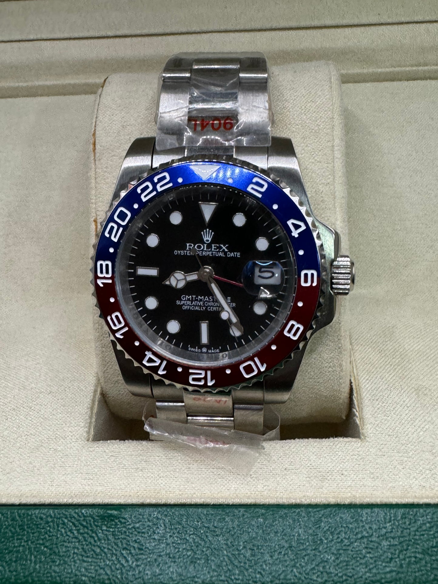 Hermoso Reloj Automático Mecánico GMT- Luminoso- Fechador ETC! Favor de Pedir información por WhatsApp al 99 81 92 84 65