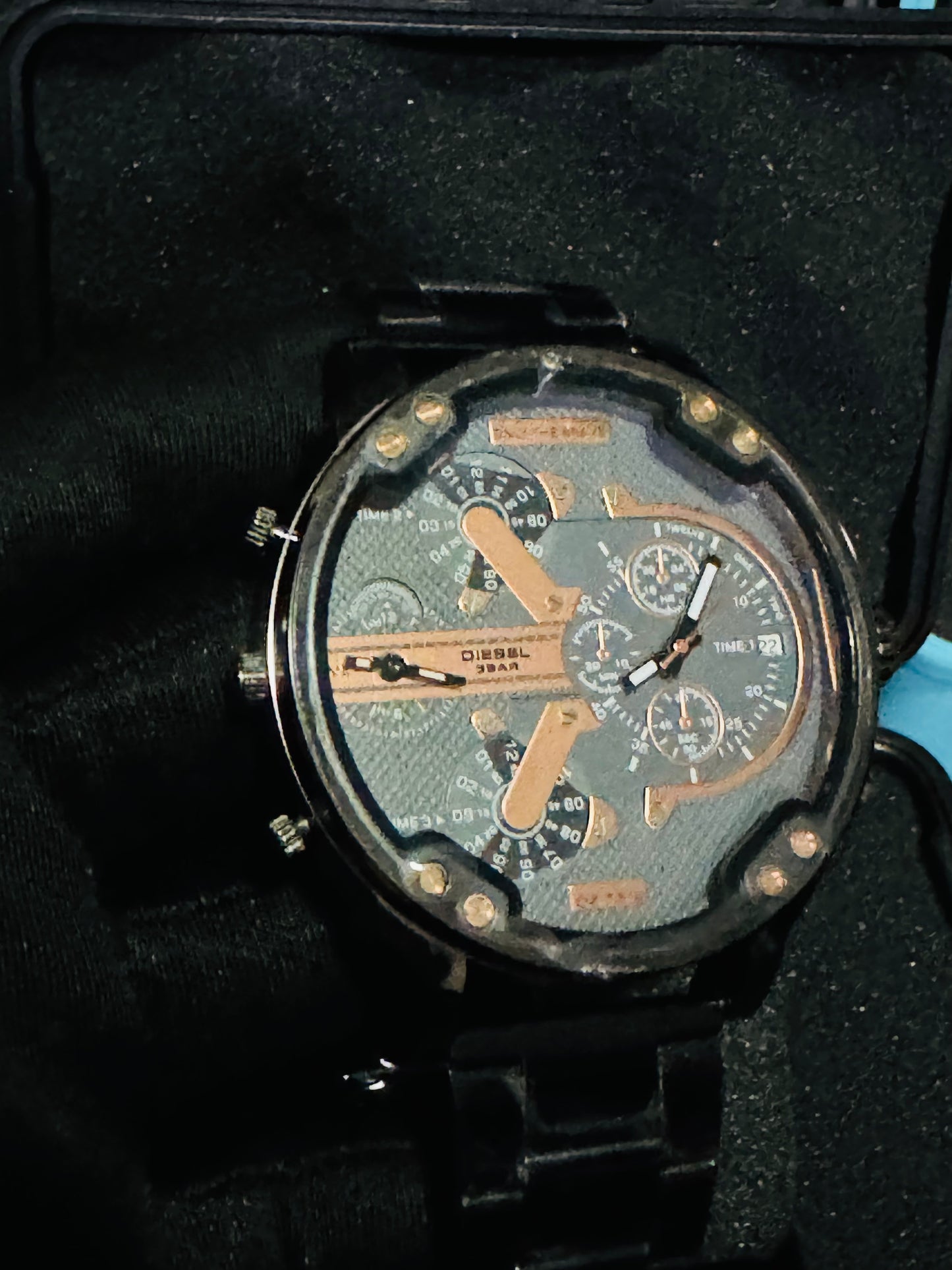Reloj MR DADDY Diesel Grande y Pesado ! Disponible en 7 Modelos Diferentes!

Información por WhatsApp 99 81 92 84 65


NOTA:

No se hacen envíos 🚚  📦 💨!

Las Ventas son solo en Cancún

Nuestro Lema: No somos Números!