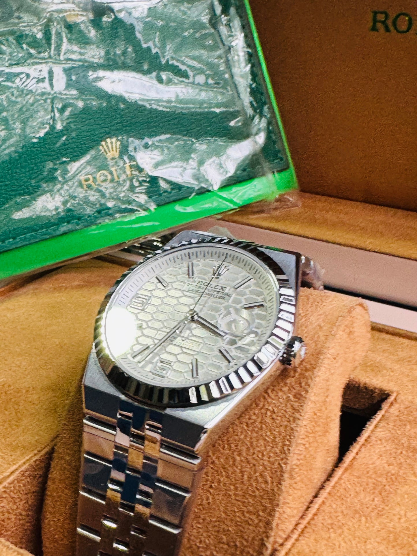 ÚNICO Y EXCLUSIVO RELOJ ROLEX OYSTER PERPETUAL LAND DWELLER- FECHADOR-39 JOYAS 💎 -CRISTAL ZAFIRO- ULTIMO MODELO Y DISEÑO! MÁXIMA ELEGANCIA!!!