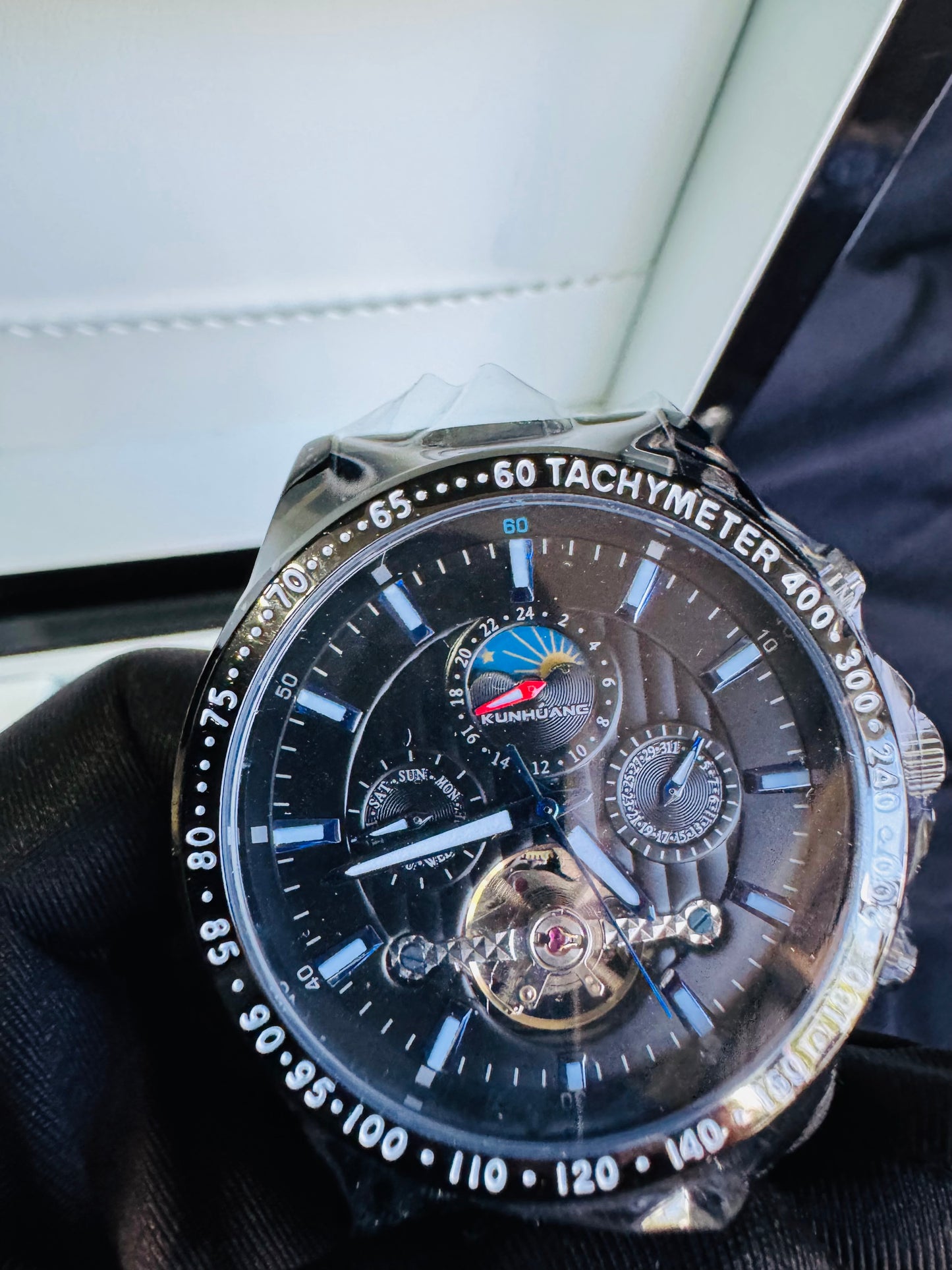 MULTINACIONAL RELOJ AUTOMÁTICO MECÁNICO-CALENDARIO 24 HRS LUNAR-TACÓMETRO-LUMINOSO-VENTANA TOURBILLON- DÍA DE LA SEMANA-CALENDARIO DIAL PEQUEÑO- ETC, ETC!