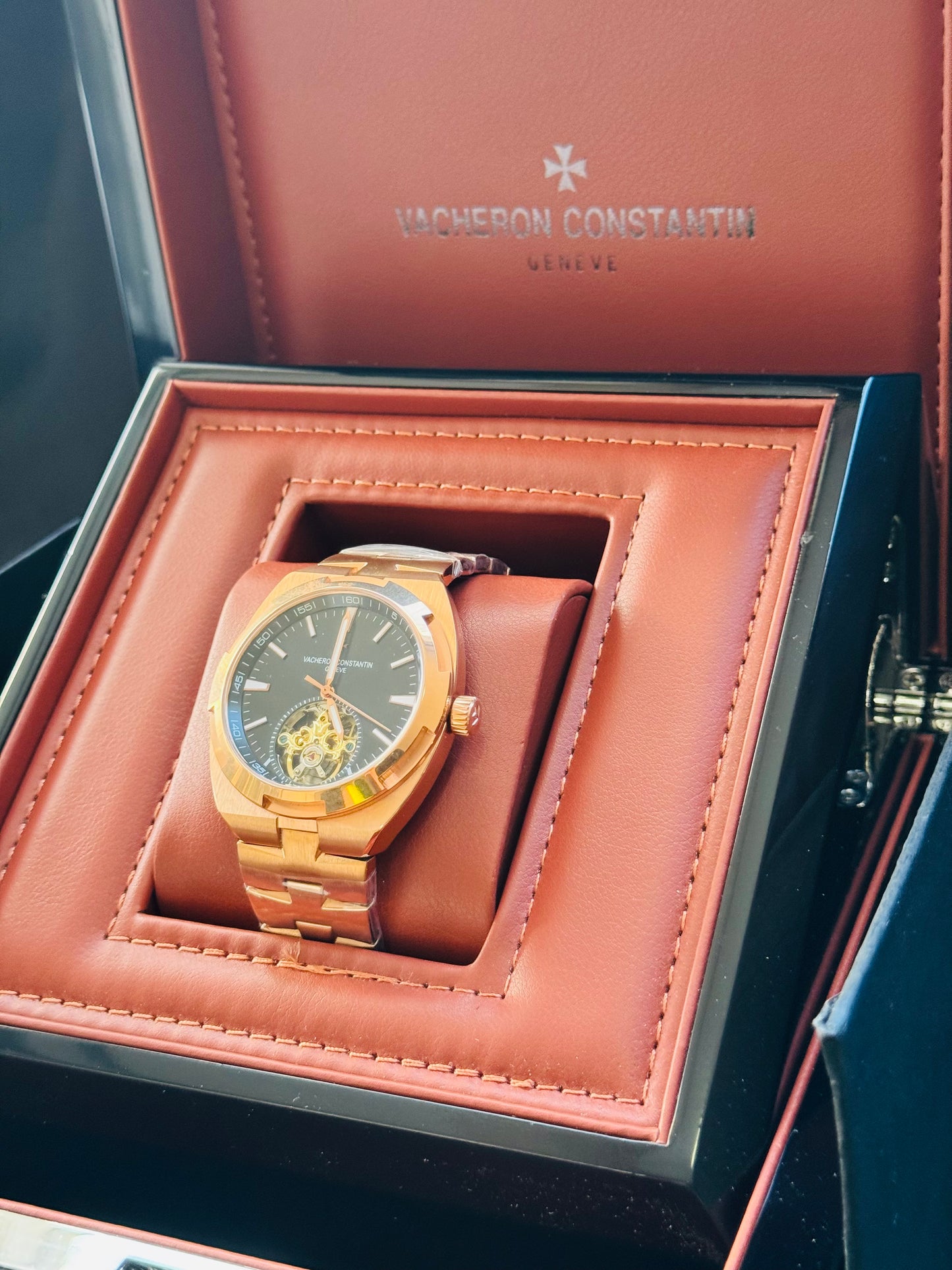 ELEGANTE Y SOFISTICADO DISEÑO RELOJ AUTOMÁTICO VACHERON CONSTANTINE