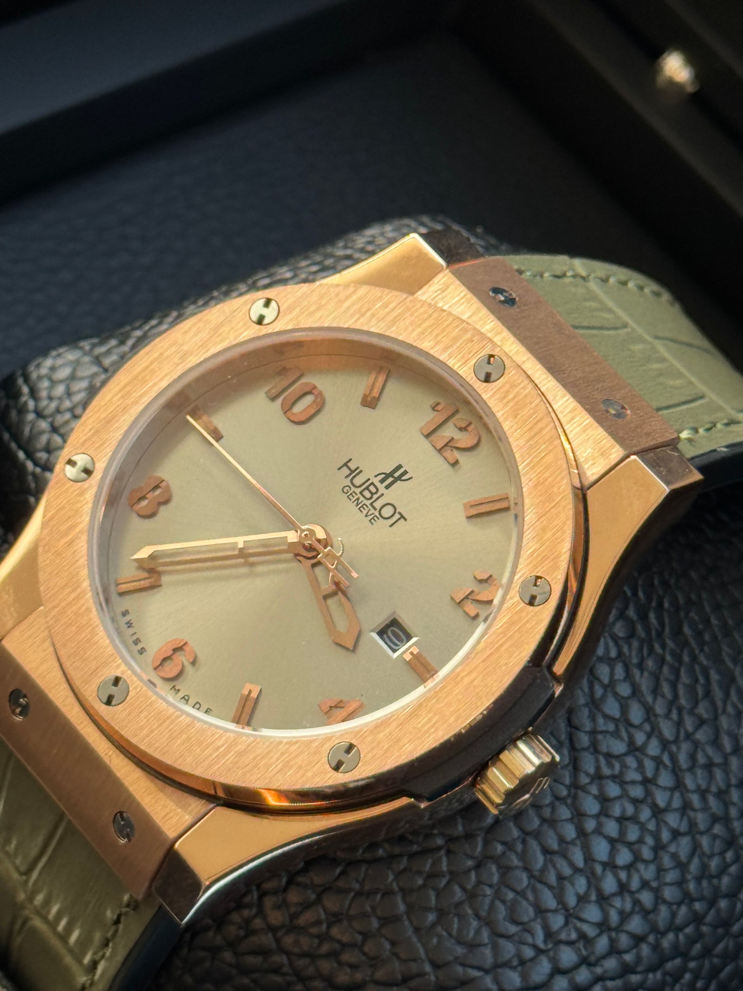 MÁXIMO LUJO RELOJ AUTOMÁTICO MECÁNICO HUBLOT - FECHADOR-CALIDAD Y DISEÑO!!!
INFORMACIÓN POR WhatsApp 99 81 92 84 65

PRECIO A TRATAR 

NOTA:

No se hacen envíos 🚚  📦 💨!

Las Ventas son solo en Cancún