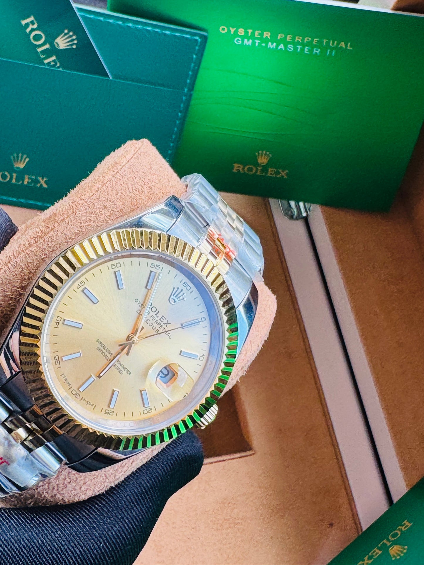 ELEGANTE RELOJ AUTOMÁTICO DATE JUST-OYSTER PERPETUAL ATEMPORAL