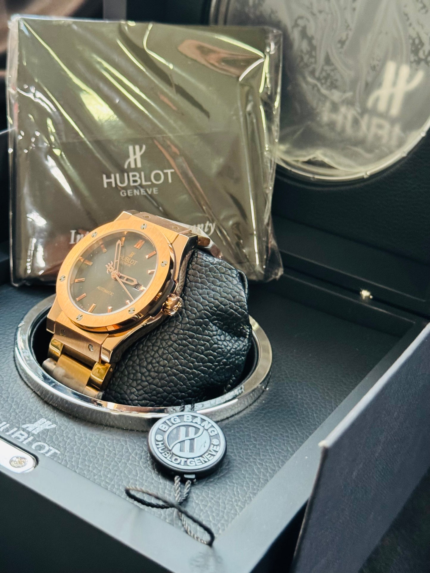 HERMOSO RELOJ HUBLOT AUTOMÁTICO MECÁNICO GRAN PRESENCIA