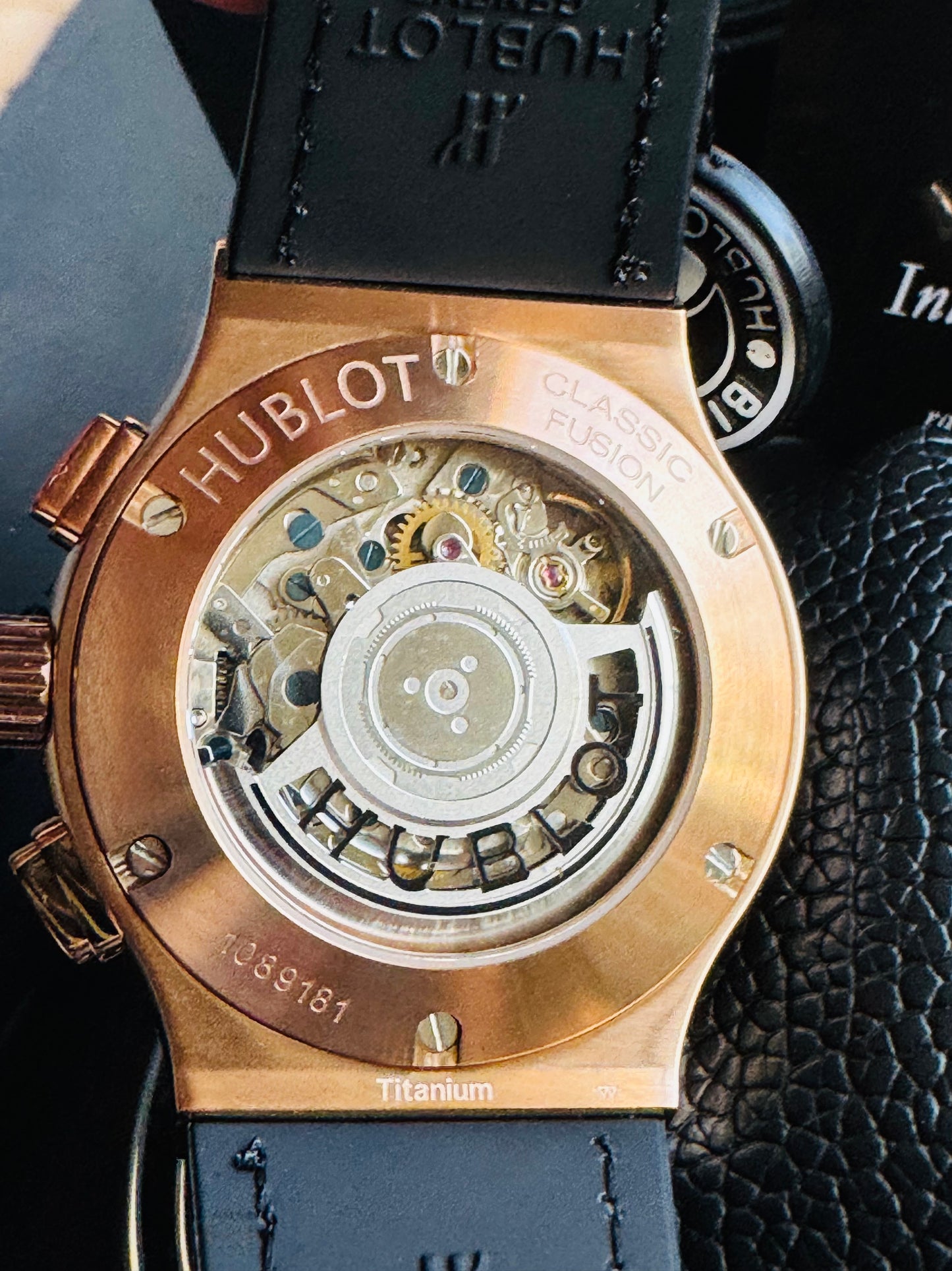 MÁXIMO LUJO RELOJ AUTOMÁTICO MECÁNICO HUBLOT - MÚLTIPLES COMPLICACIONES FUNCIONALES -CRISTAL ZAFIRO-21 JOYAS-MÁXIMA ELEGANCIA!!!