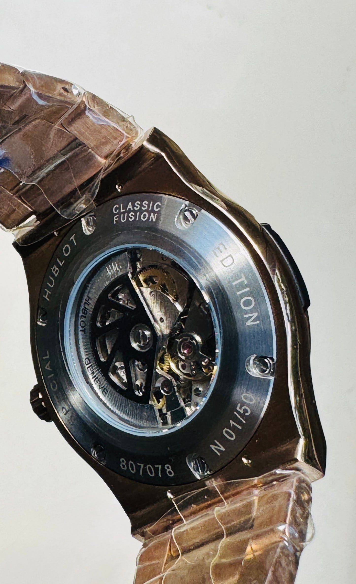 MÁXIMO LUJO! EXCLUSIVO HUBLOT AUTOMÁTICO CARATULA TIPO DIAMANTE 💎 Y LIJA! ELEGANCIA TOTAL!