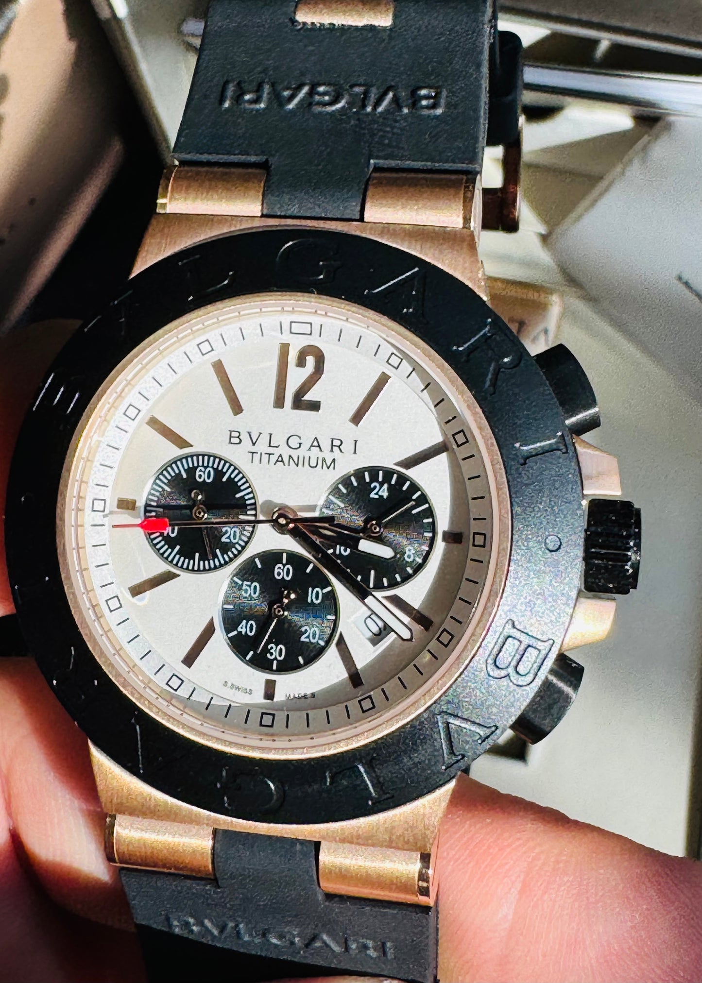 ESPECTACULAR RELOJ AUTOMÁTICO MULTIFUNCIONAL BVLGARI-CRONÓMETRO-SEGUNDERO-2 ZONAS HORARIAS-CRISTAL ZAFIRO-ETC