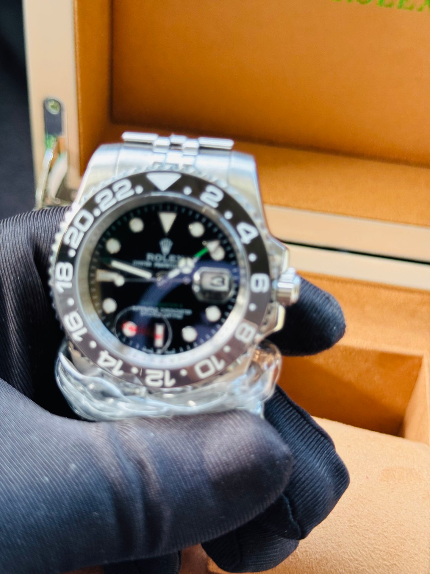 FAMOSO RELOJ AUTOMÁTICO MECÁNICO BRUCE WAYNE-GMT MASTER OYSTER PERPETUAL 2 ZONAS HORARIAS