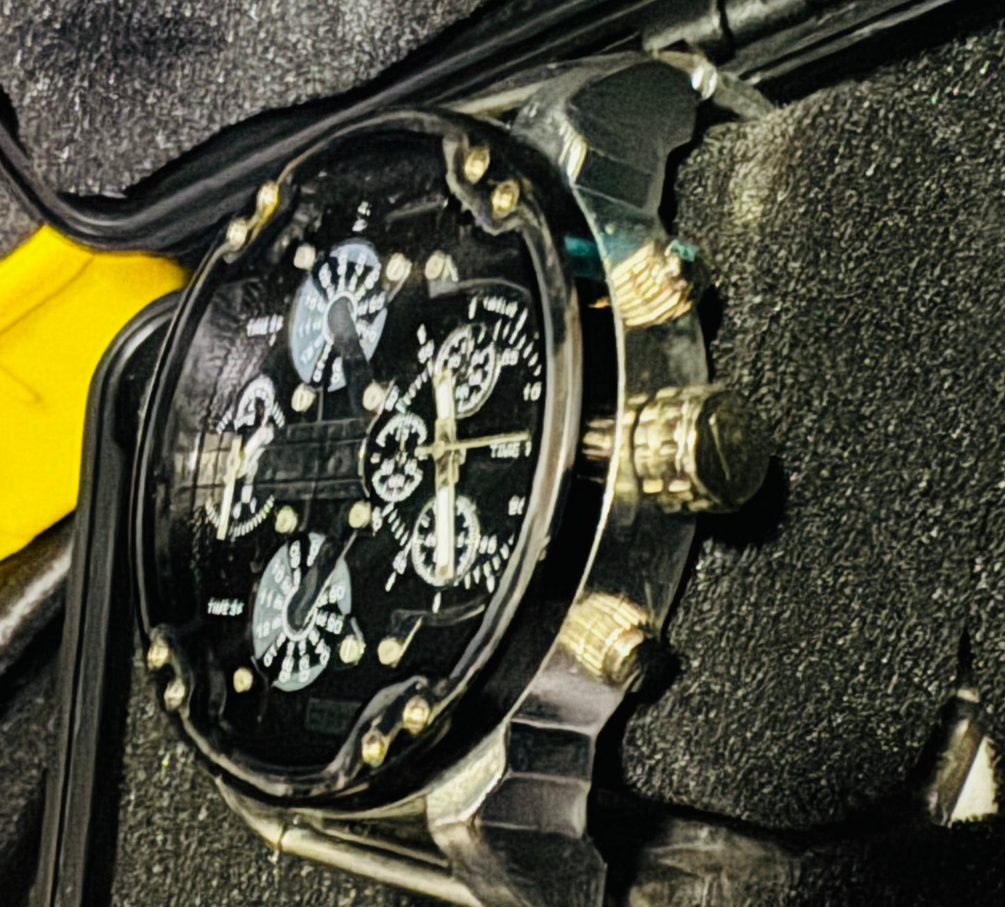 Reloj MR DADDY Diesel Grande y Pesado ! Disponible en 7 Modelos Diferentes!

Información por WhatsApp 99 81 92 84 65


NOTA:

No se hacen envíos 🚚  📦 💨!

Las Ventas son solo en Cancún

Nuestro Lema: No somos Números!