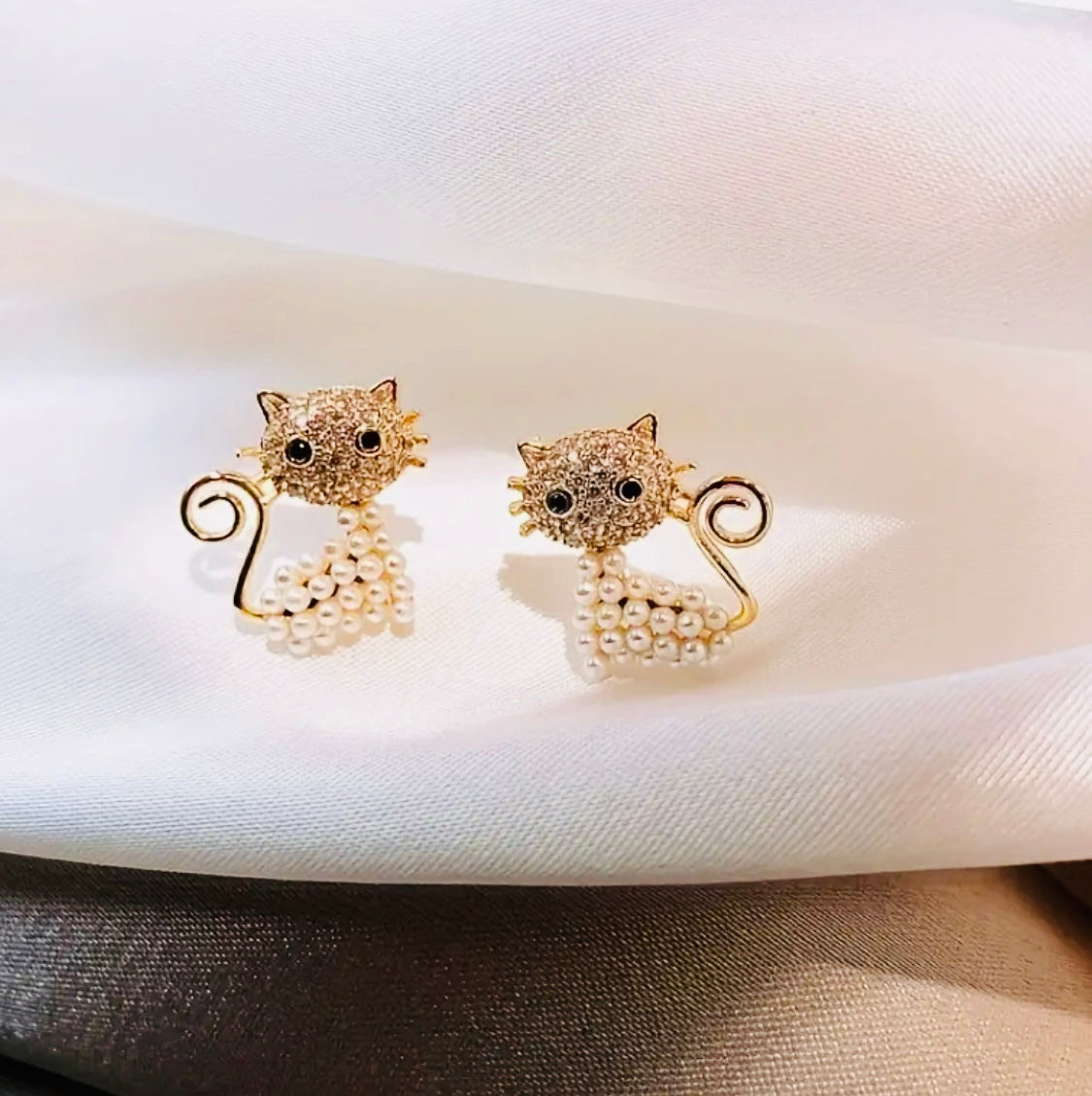 Bonitos Pendientes de Michi 🐈‍⬛ Hipoalergenicos Perfecto para Regalo 🎁