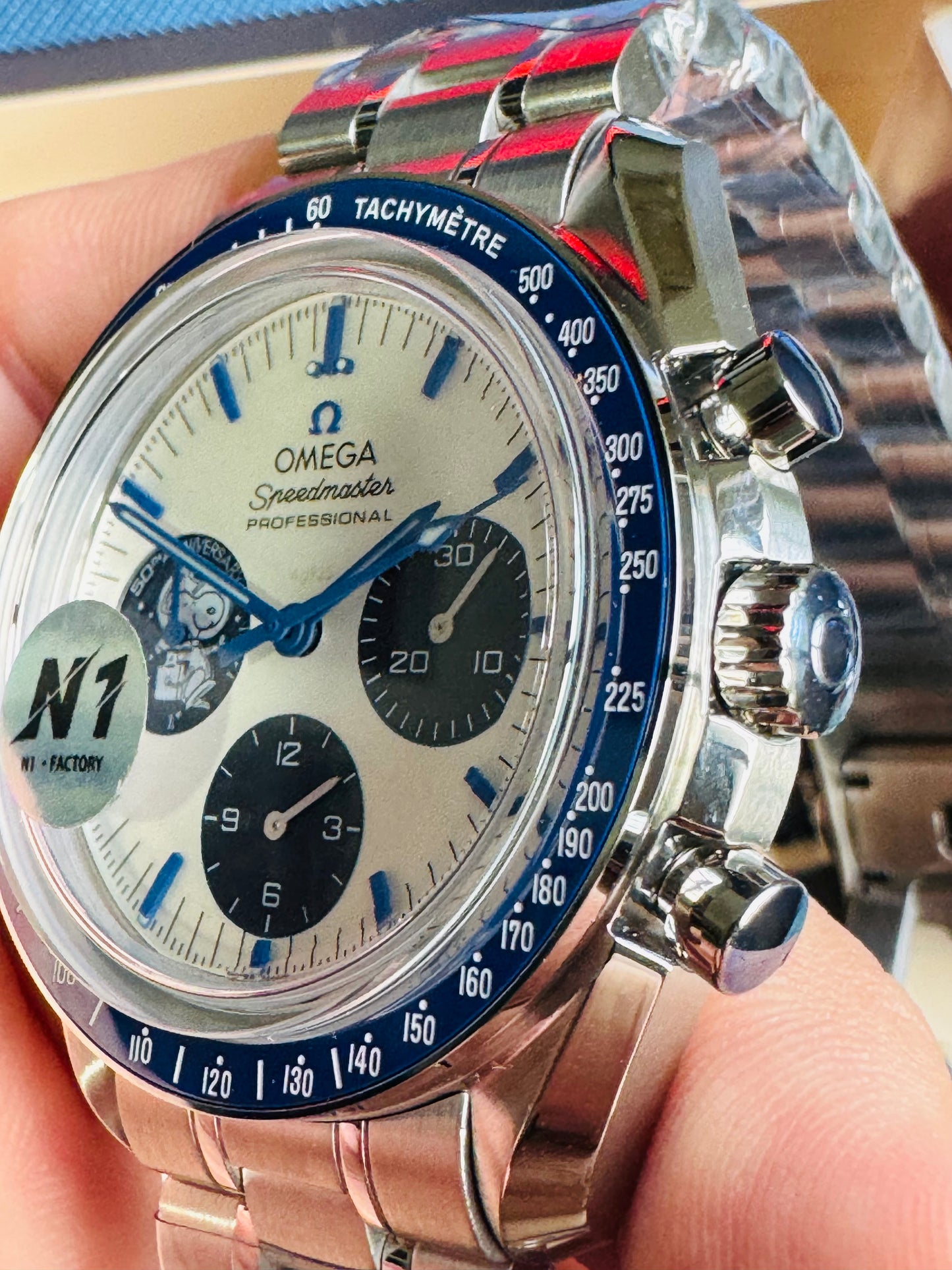 MÁXIMO LUJO!!! ESPECTACULAR DISEÑO OMEGA APOLLO XIlI- AUTOMÁTICO MECÁNICO-SPEED MASTER-PROFESSIONAL-EYES ON THE STARS- ORIGINAL MOVIMIENTO MECÁNICO TIERRA Y CÁPSULA ESPACIAL SNOOPY APOLLO XIII