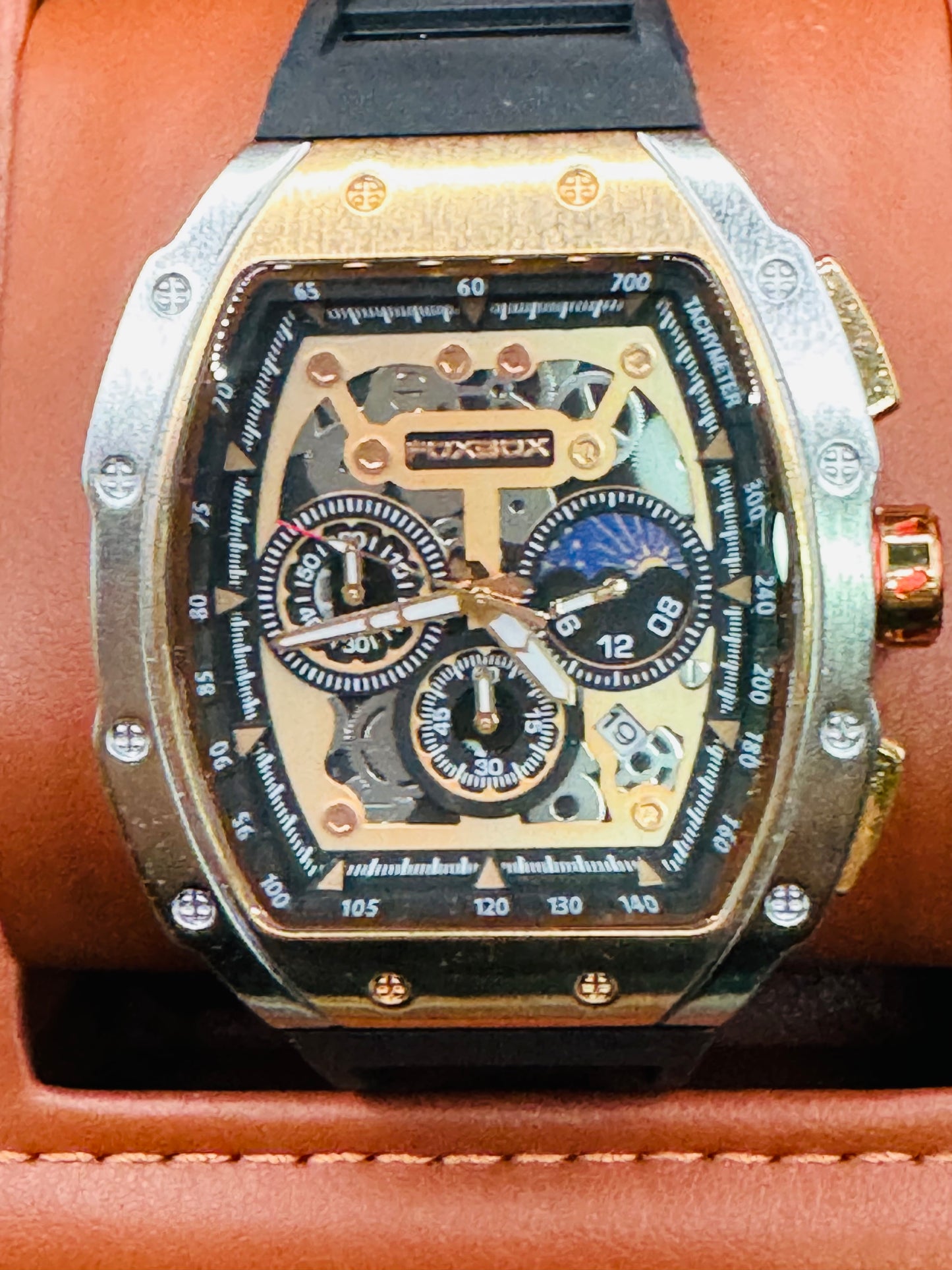 Hermoso Reloj Multifuncional de Cuarzo-Fechador-Luminoso-Tacómetro-Diferentes Faces Etc!