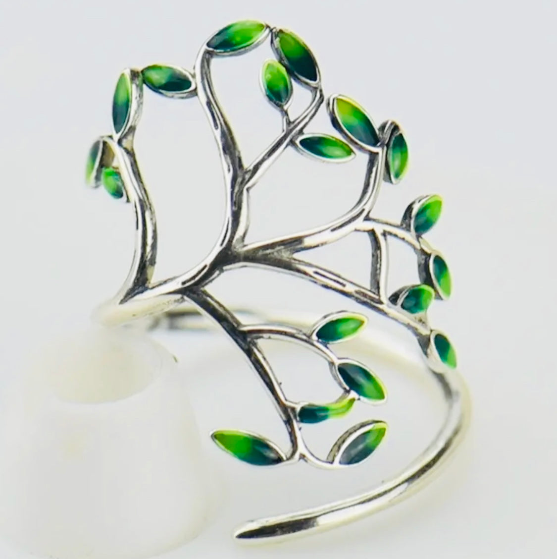 Hermoso anillo de plata Con Incrustaciones de Piedras-Unisex-Initalla-Hipoalergenico! Perfecto para regalo