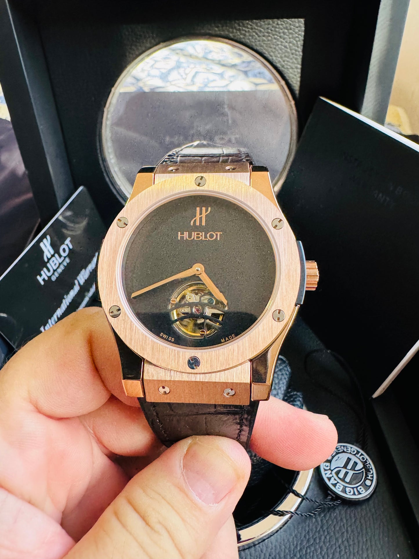 IMPRESIONANTE RELOJ AUTOMÁTICO MECÁNICO HUBLOT TOURBILLON- CRISTAL ZAFIRO-21 JOYAS-MÁXIMA ELEGANCIA!!!

PRECIO: A TRATAR

INFORMACION WHATSAPP 99 81 92 84 65

NO SE HACEN ENVÍOS 🚚