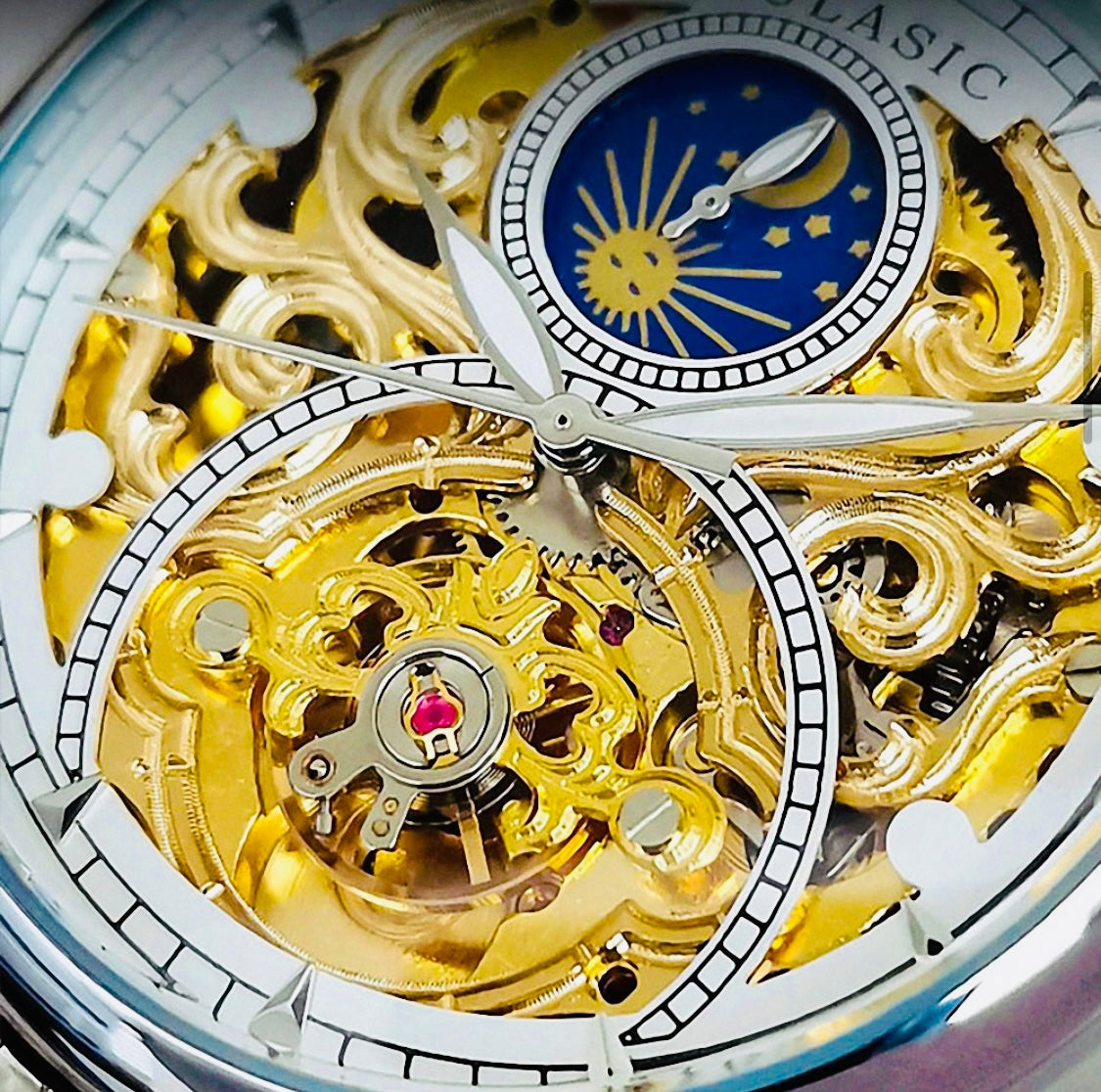 Hermoso Reloj Automático Mecánico Tourbillon Fase Lunar 💯% Original 
información por WhatsApp 99 81 92 84 65
Nota: No se hacen Envíos 🚚 
Ventas solo en Cancún 
Nuestro Lema: No somos Números!
Atencion: Personalizada