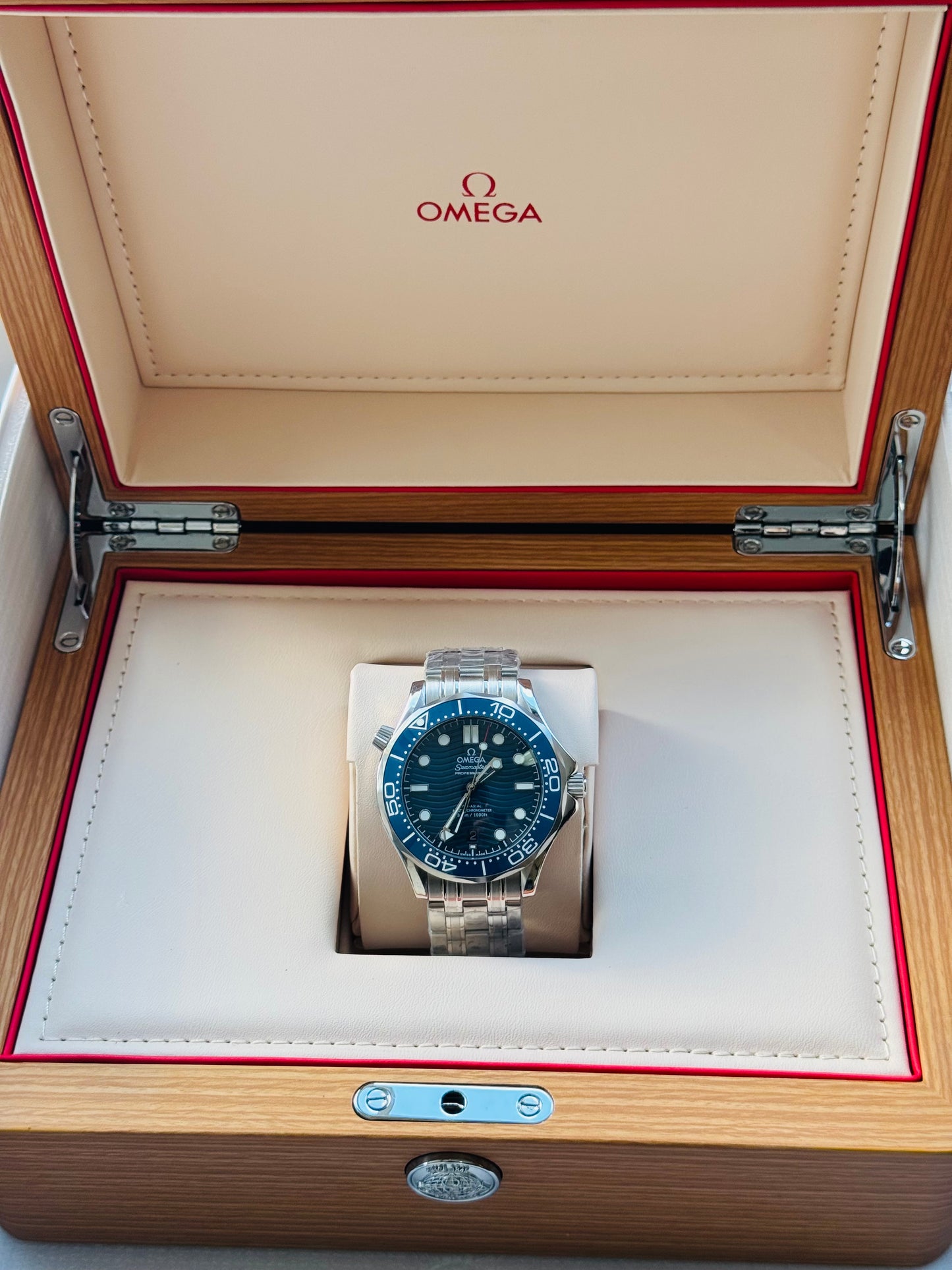 HERMOSO RELOJ OMEGA SEA MASTER AUTOMÁTICO ELEGANTE Y CASUAL!