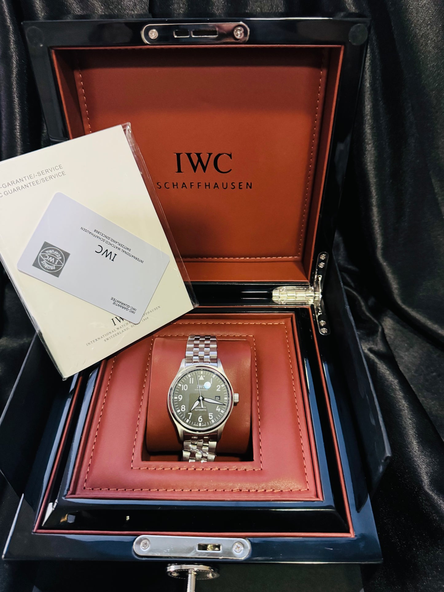 ELEGANTE Y EXCLUSIVO RELOJ AUTOMÁTICO IWC PILOTS WATCH