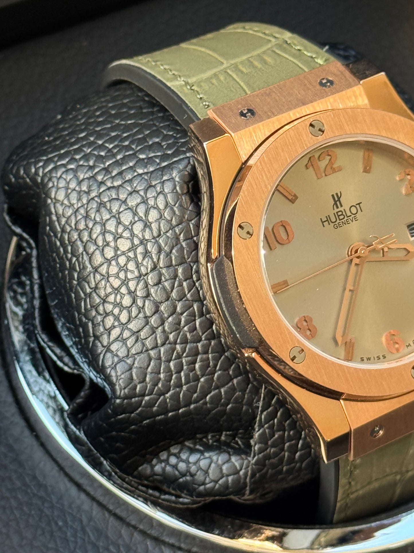 MÁXIMO LUJO RELOJ AUTOMÁTICO MECÁNICO HUBLOT - FECHADOR-CALIDAD Y DISEÑO!!!
INFORMACIÓN POR WhatsApp 99 81 92 84 65

PRECIO A TRATAR 

NOTA:

No se hacen envíos 🚚  📦 💨!

Las Ventas son solo en Cancún