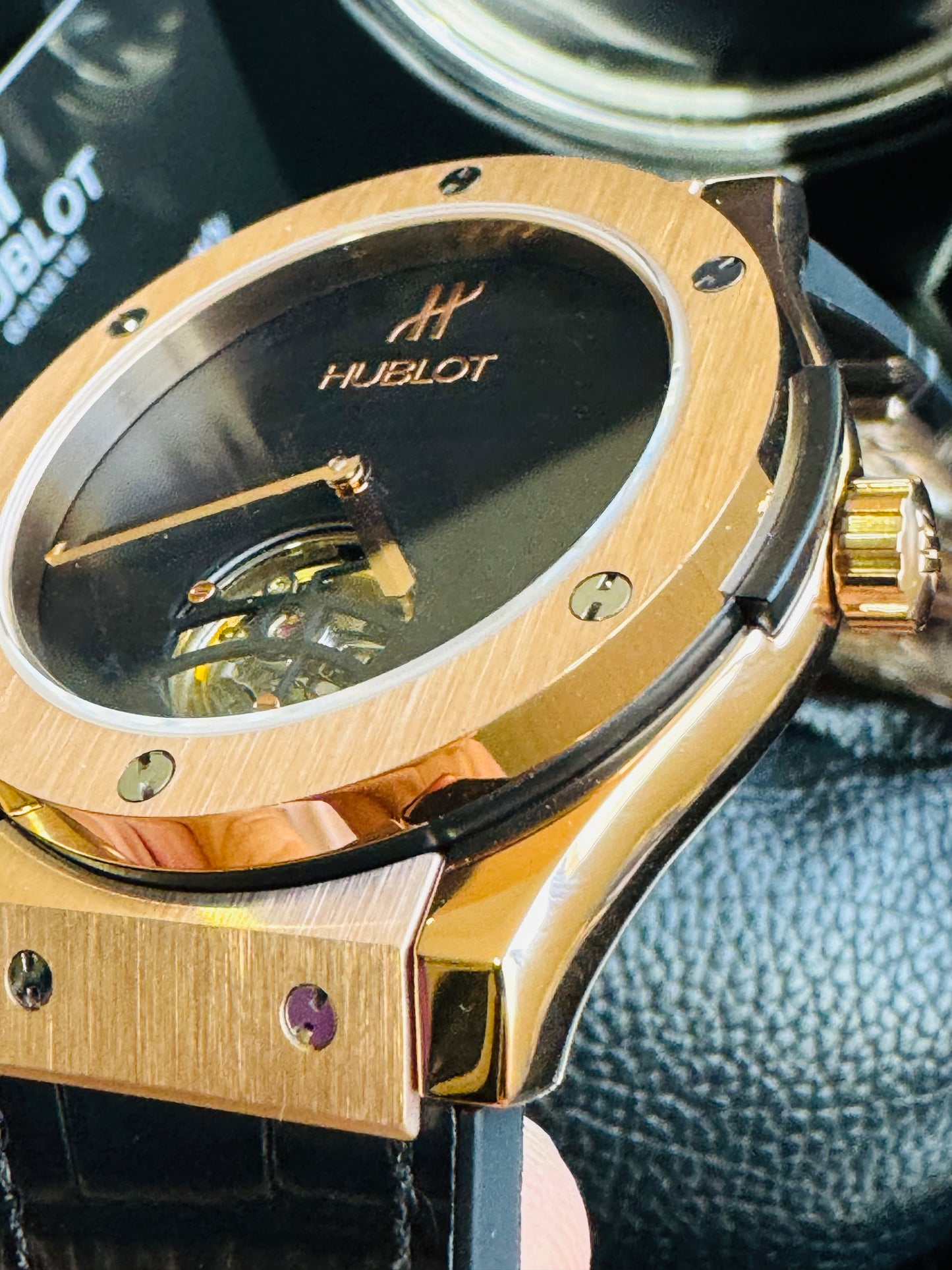 IMPRESIONANTE RELOJ AUTOMÁTICO MECÁNICO HUBLOT TOURBILLON- CRISTAL ZAFIRO-21 JOYAS-MÁXIMA ELEGANCIA!!!

PRECIO: A TRATAR

INFORMACION WHATSAPP 99 81 92 84 65

NO SE HACEN ENVÍOS 🚚