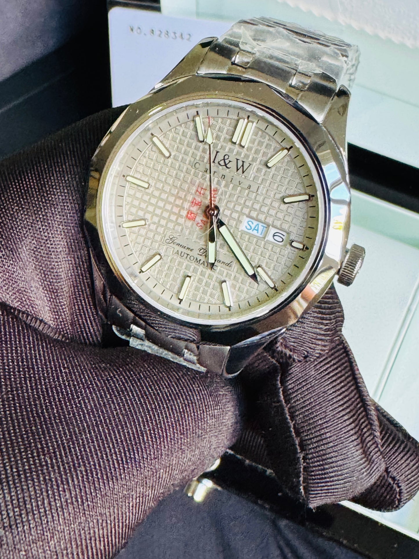 HERMOSO y ELEGANTE DISEÑO I&W AUTOMATICO- CRISTAL ZAFIRO-LUMINOSO-FECHADOR-DÍA DE LA SEMANA 💯% ORIGINAL