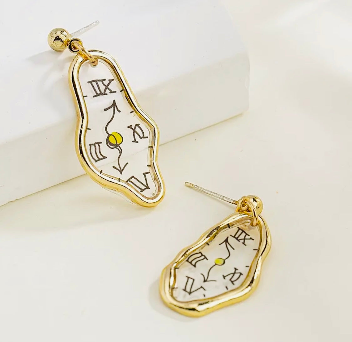 Originales Pendientes con Plata.925 aguja 🪡 de Oído 👂 Hipoalergenicos Tema La Persistencia de la Memoria- Salvador Dali-