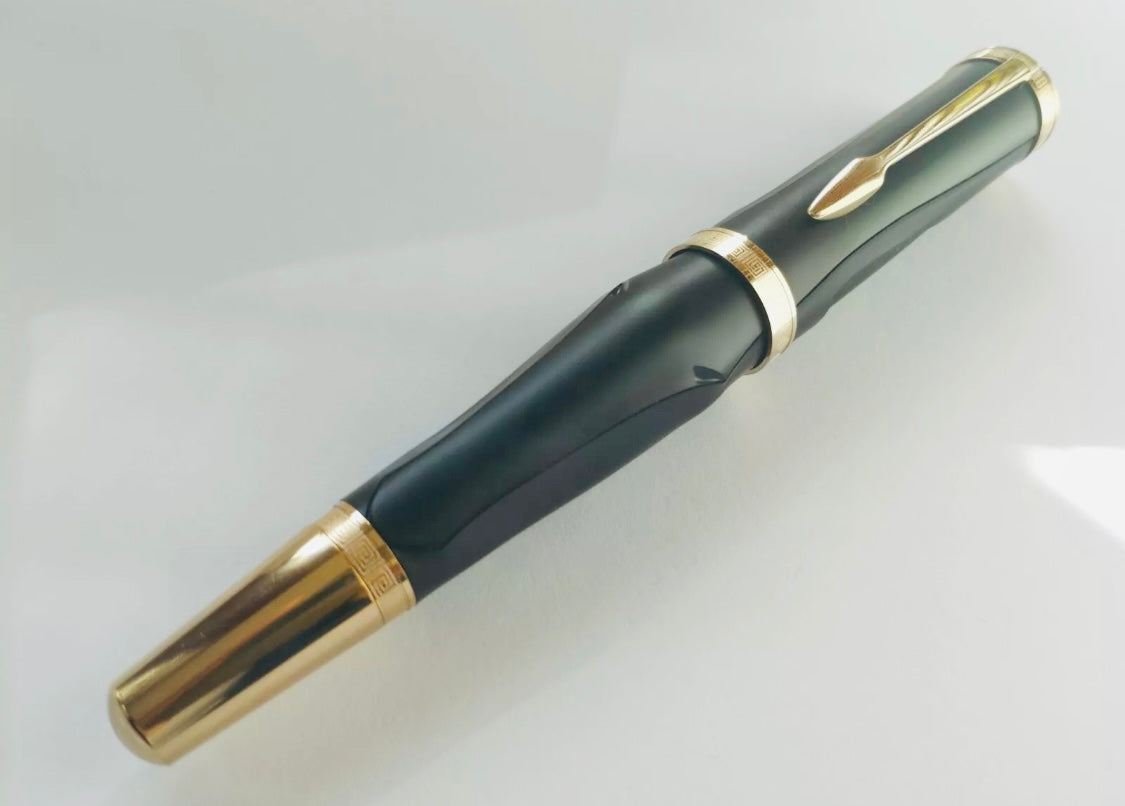 EDICIÓN LIMITADA PLUMA FUENTE MONT BLANC Writers Edition Homenaje a Homer Juego completo de pluma estilográfica con punta M INSPIRADO EN EL CABALLO DE TROYA!  Información por WhatsApp 99 81 92 84 65