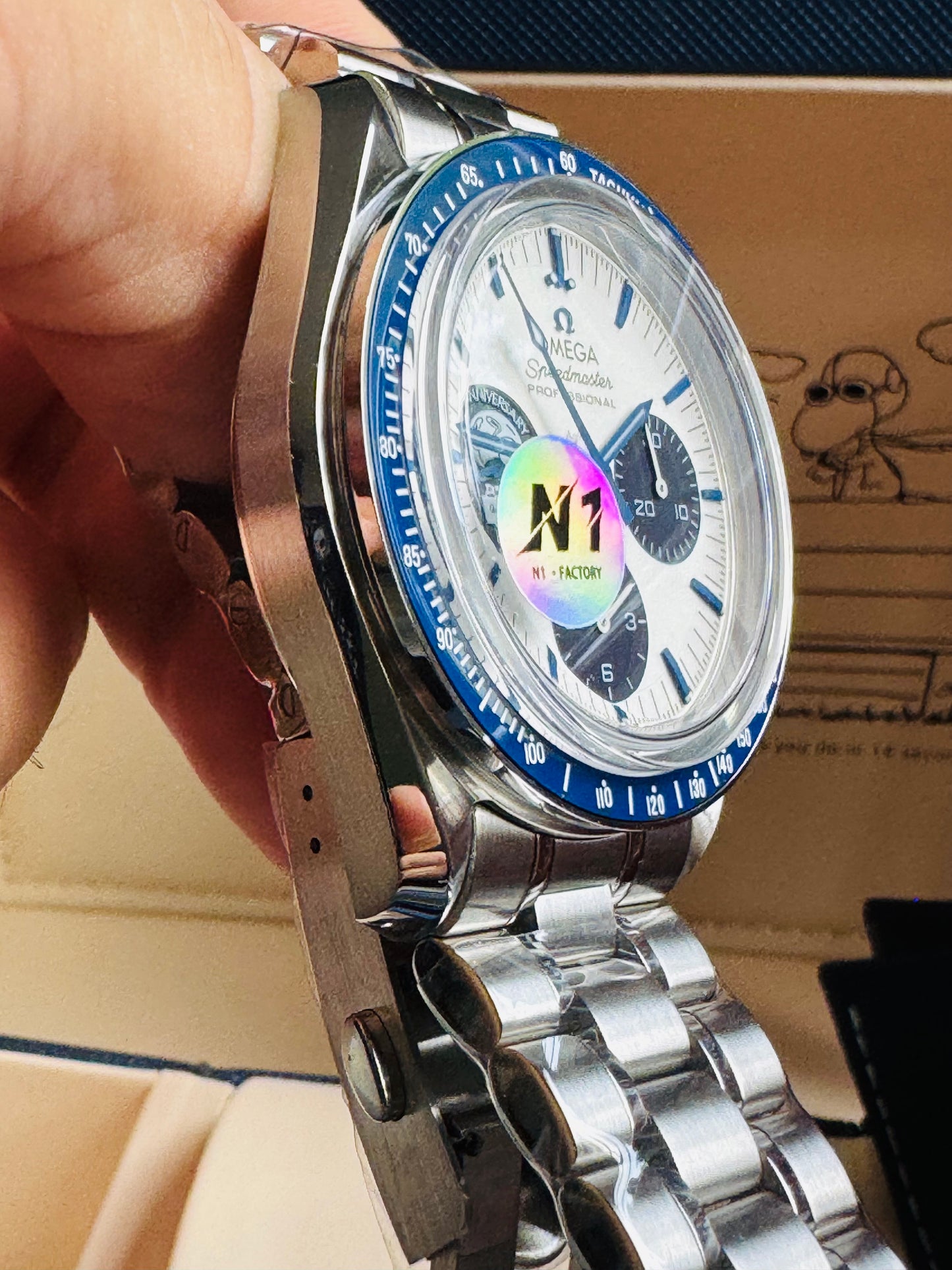 MÁXIMO LUJO!!! ESPECTACULAR DISEÑO OMEGA APOLLO XIlI- AUTOMÁTICO MECÁNICO-SPEED MASTER-PROFESSIONAL-EYES ON THE STARS- ORIGINAL MOVIMIENTO MECÁNICO TIERRA Y CÁPSULA ESPACIAL SNOOPY APOLLO XIII