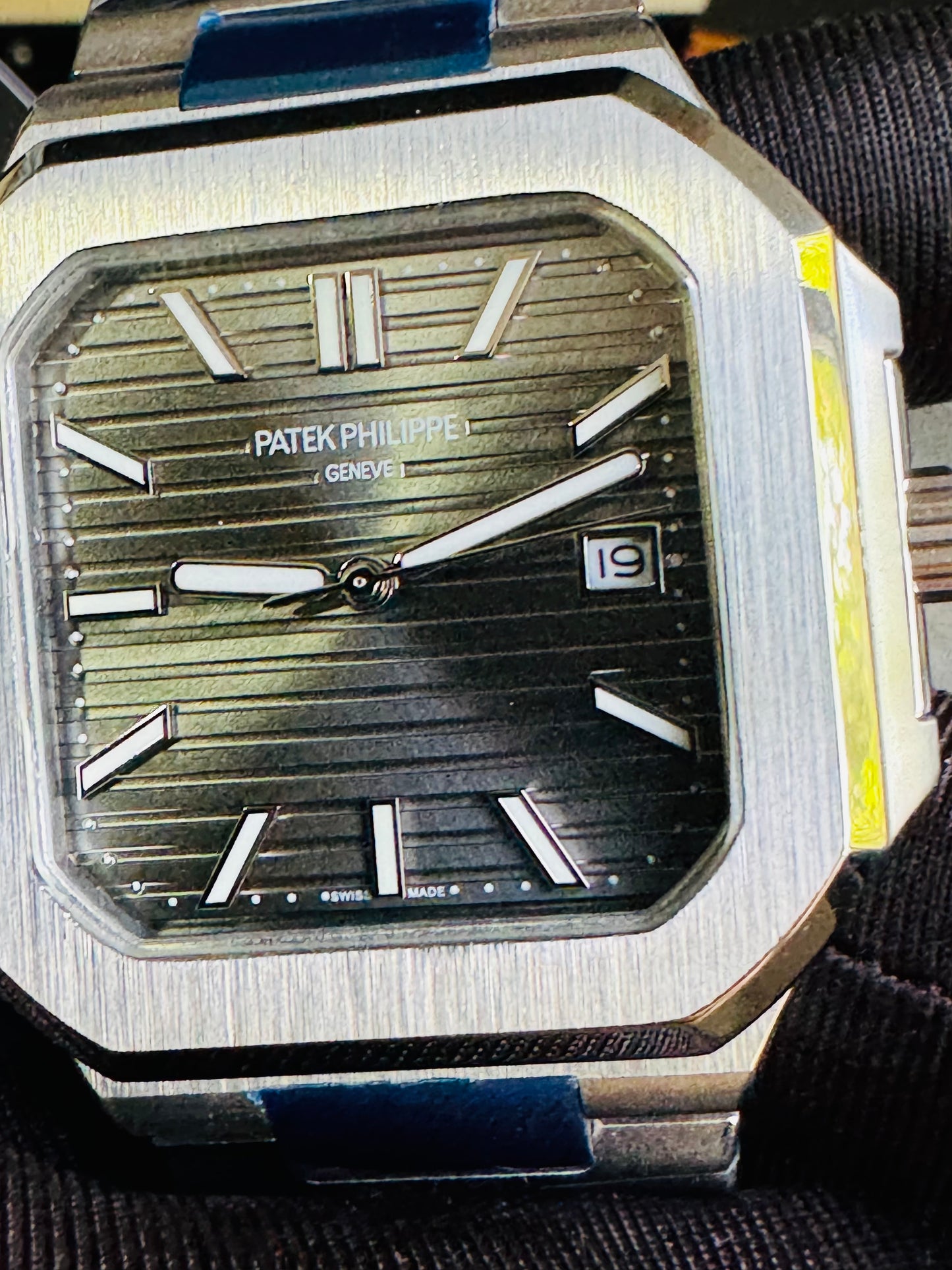 EXCLUSIVO RELOJ PATEK PHILIPPE AUTOMÁTICO- FECHADOR- JOYAS 💎- CRISTAL ZAFIRO- LUMINOSO- ÚLTIMO Y MÁS NUEVO DISEÑO!!!
PRECIO: A TRATAR 

No se hacen Envíos 🚚 

Ventas solo en Cancún 

Información por WHATSAPP 99 81 92 84  65