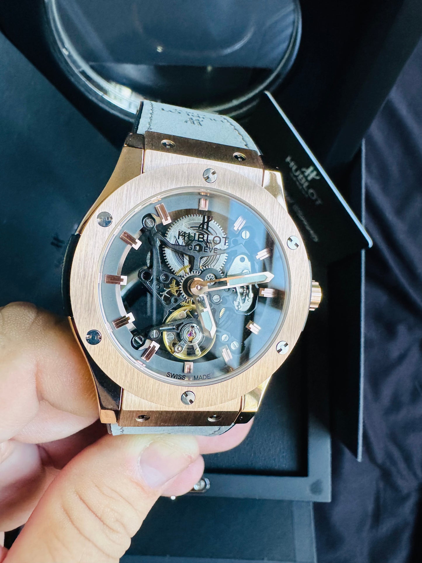 ESPECTACULAR RELOJ HUBLOT SKELETON AUTOMÁTICO MECÁNICO- CRISTAL ZAFIRO- ETC;