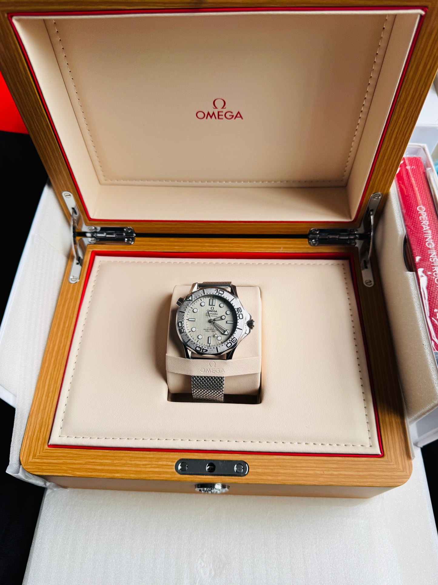 HERMOSO RELOJ AUTOMÁTICO MECÁNICO OMEGA SEAMASTER ACABADO DIAMANTADO