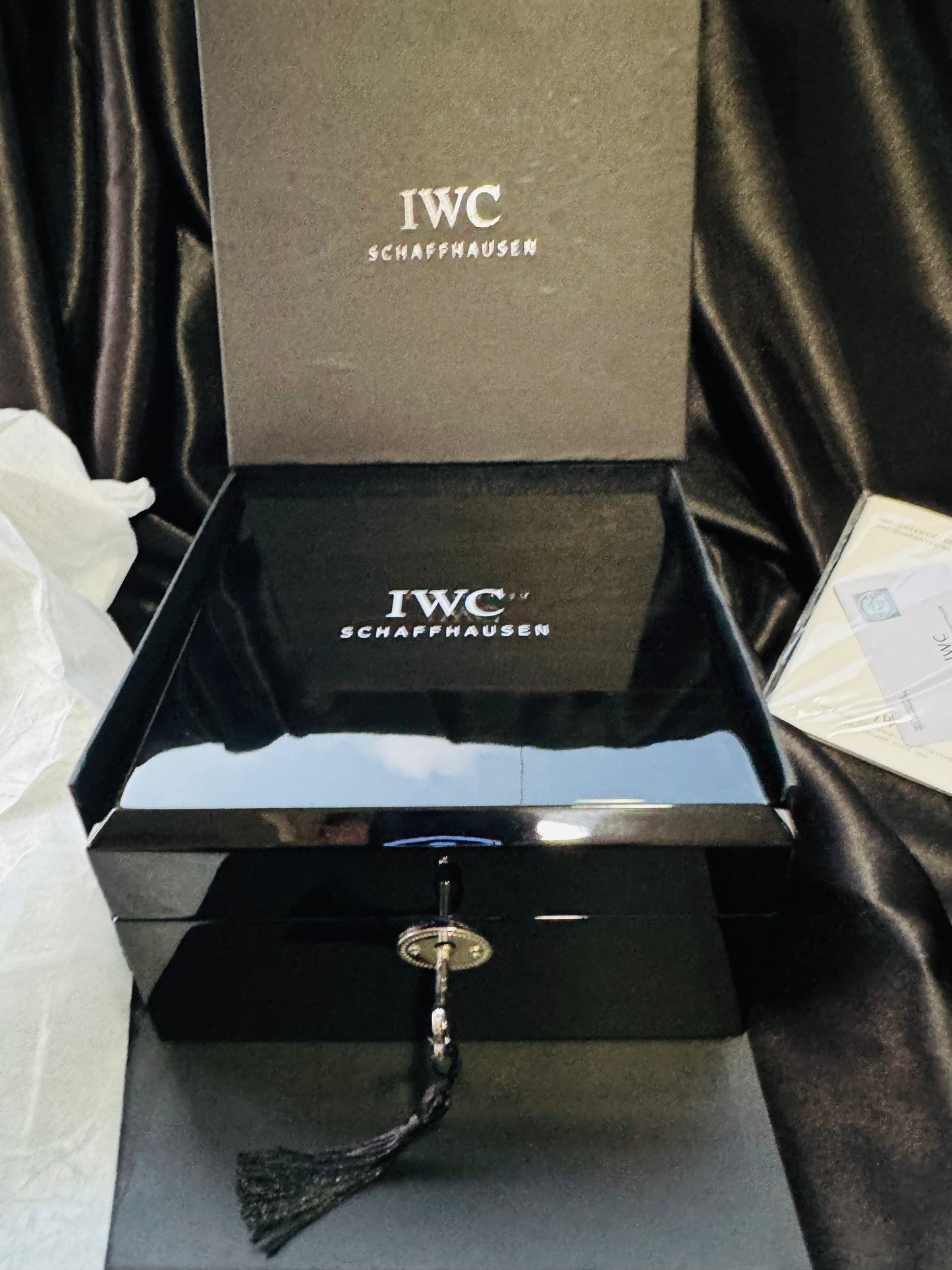 ELEGANTE Y EXCLUSIVO RELOJ AUTOMÁTICO IWC PILOTS WATCH