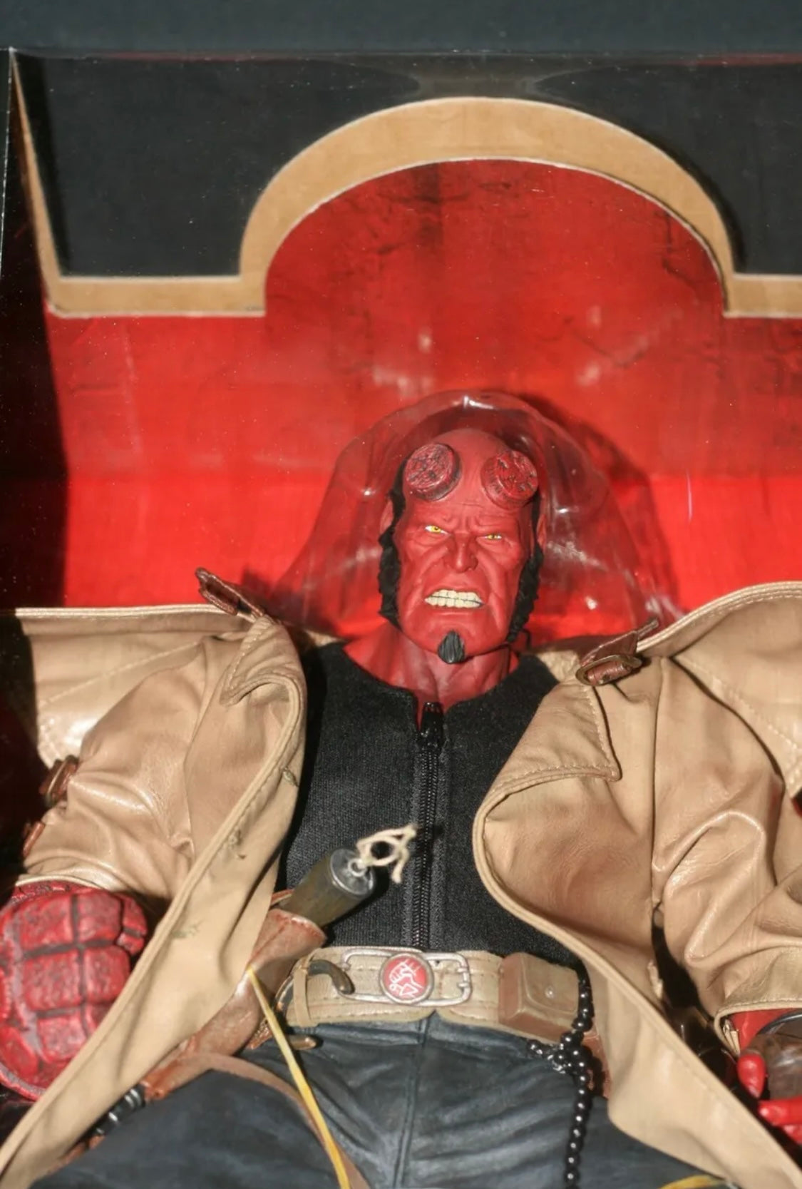 Rara Figura Nueva Impecable Hellboy de Colección Grande 18 pulgadas =45.72 centímetros. Increíbles Detalles!