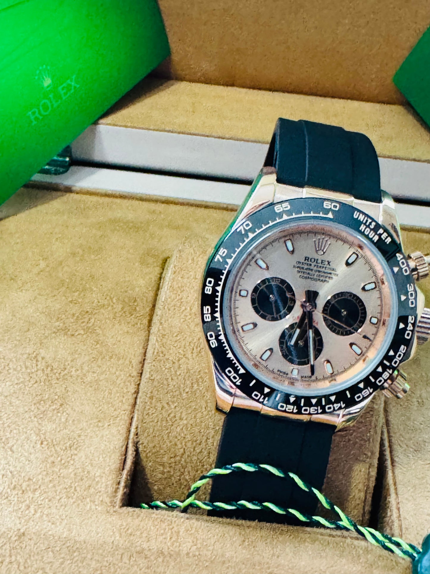 ELEGANTE DAYTONA OYSTER PERPETUAL AUTOMÁTICO MÁXIMO LUJO!