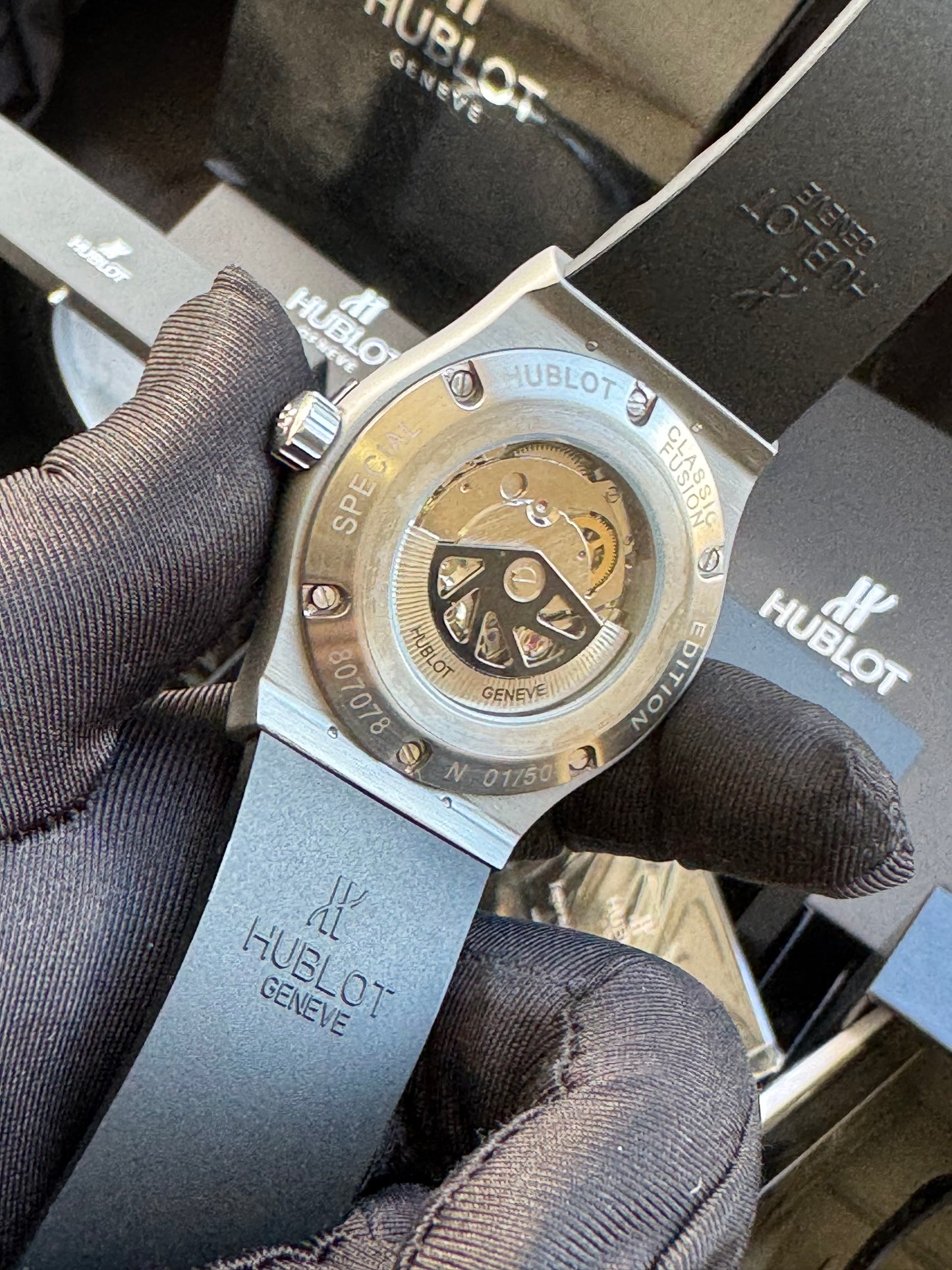 ELEGANTE Y SOFISTICADO DISEÑO RELOJ AUTOMÁTICO MECÁNICO HUBLOT EDICIÓN ESPECIAL CLÁSSIC FUSION