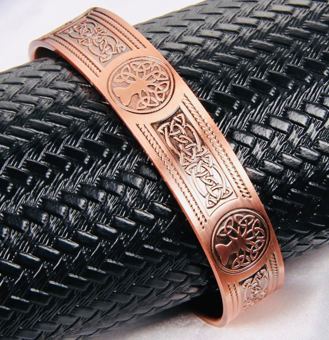 Hermoso Brazalete Magnético 🧲 Árbol de la Vida Cuide su Salud Cobre Alta Calidad a Hipoalergenico. Ideal para Regalo 🎁