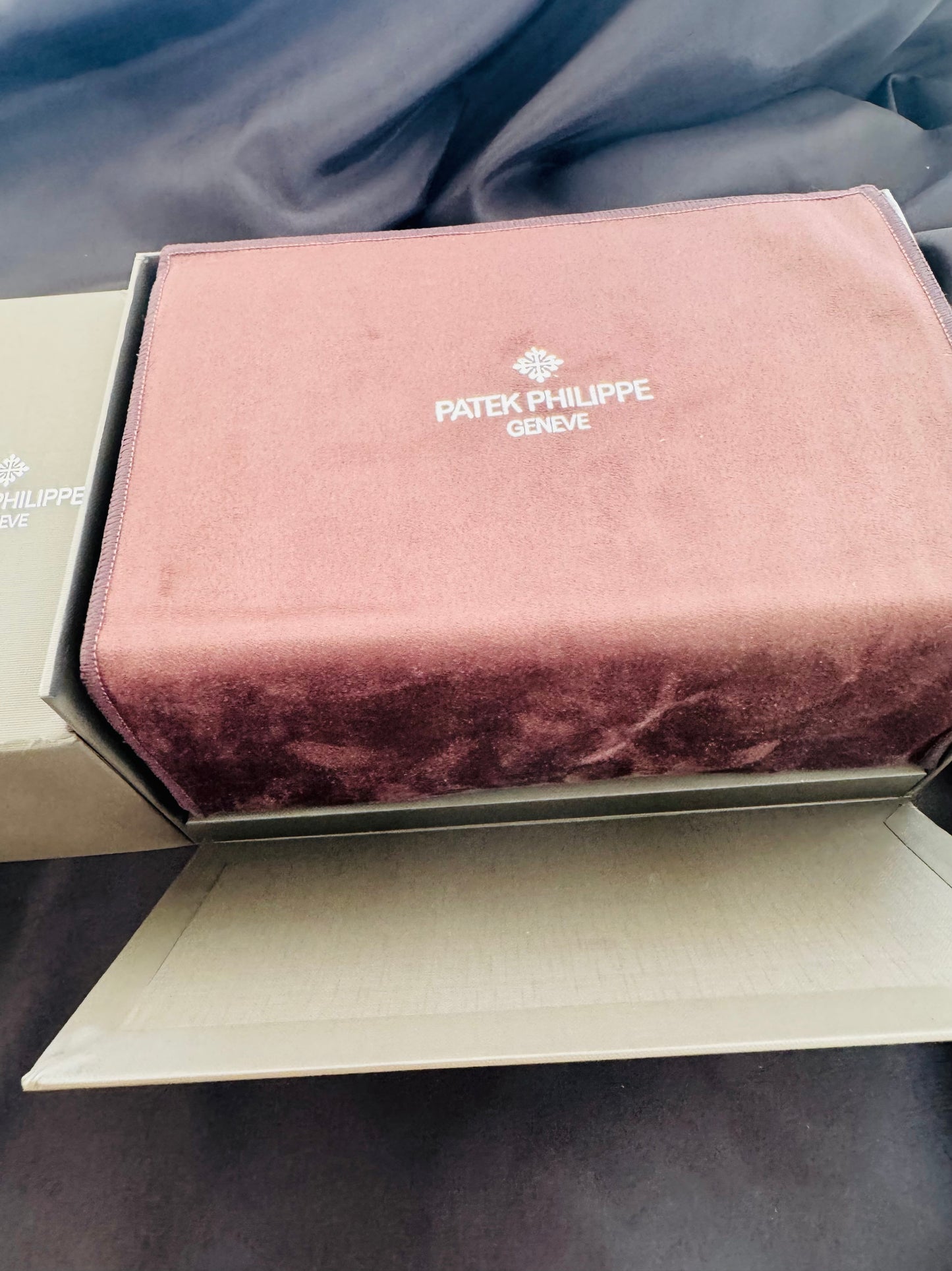 Último modelo Patek Philipe Espectacular Diseño y exclusividad múltiples complicaciones!!! 36 💎!!!
