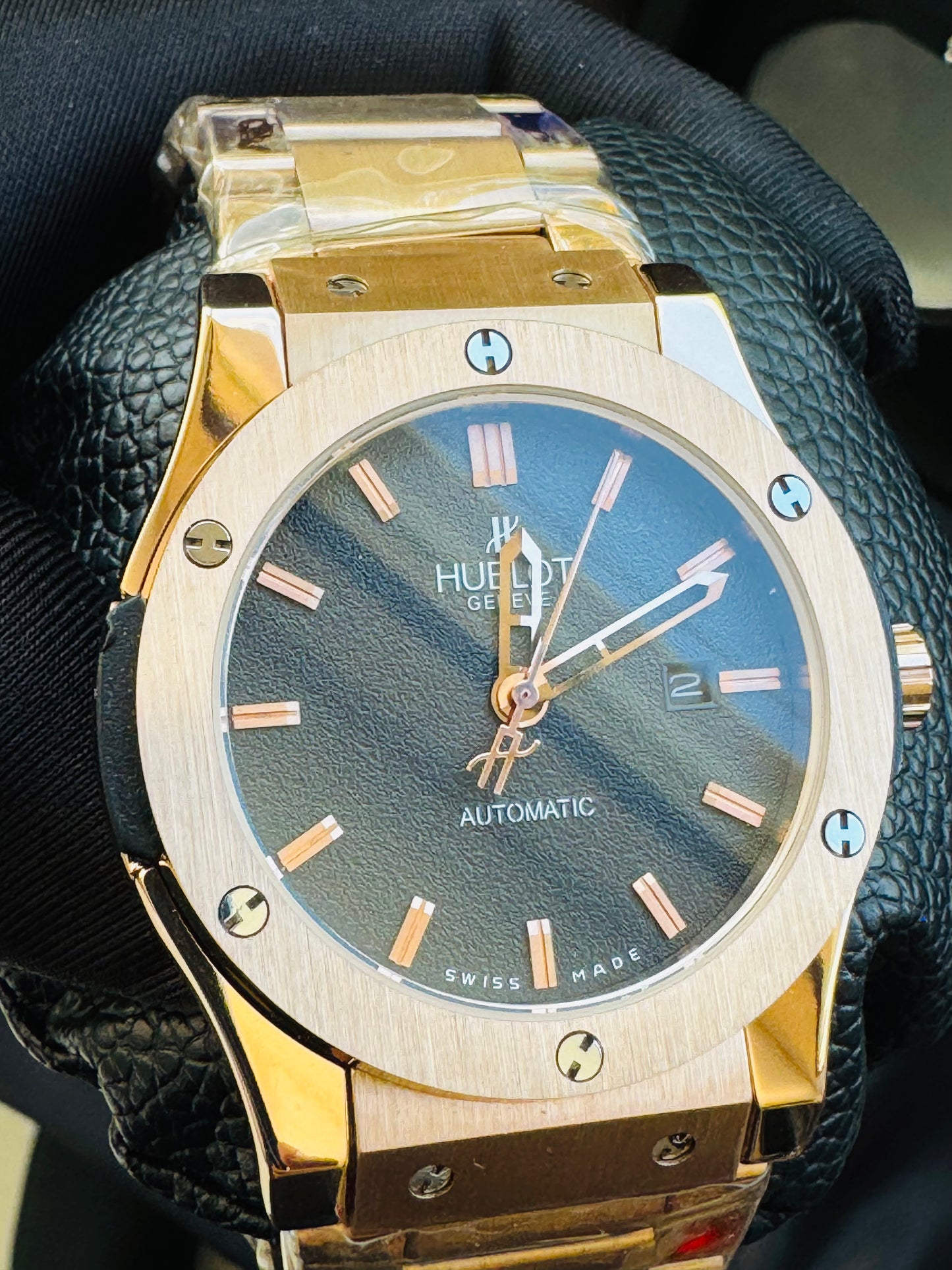 MÁXIMO LUJO! EXCLUSIVO HUBLOT AUTOMÁTICO CARATULA TIPO DIAMANTE 💎 Y LIJA! ELEGANCIA TOTAL!