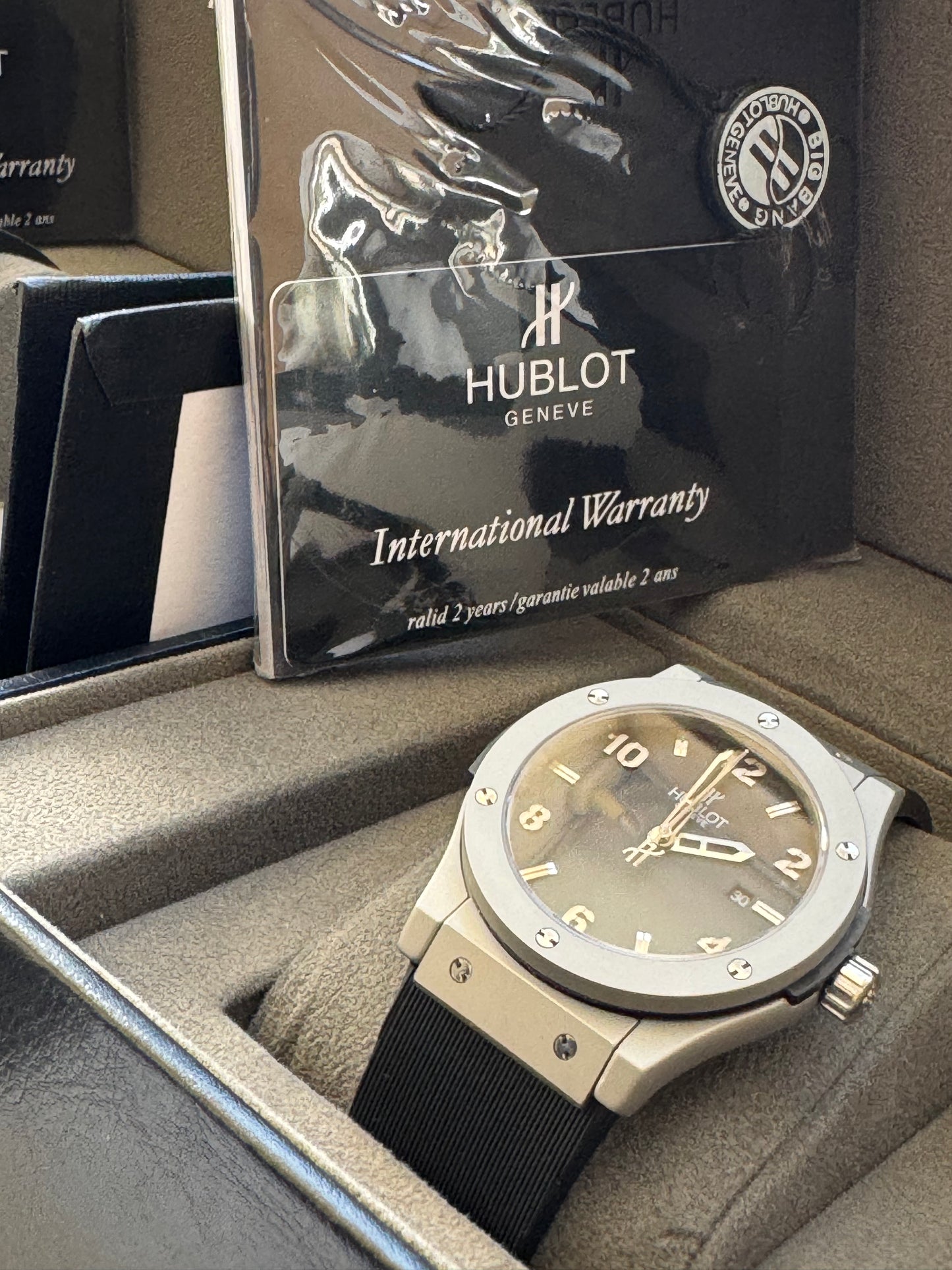 ELEGANTE Y SOFISTICADO DISEÑO RELOJ AUTOMÁTICO MECÁNICO HUBLOT EDICIÓN ESPECIAL CLÁSSIC FUSION