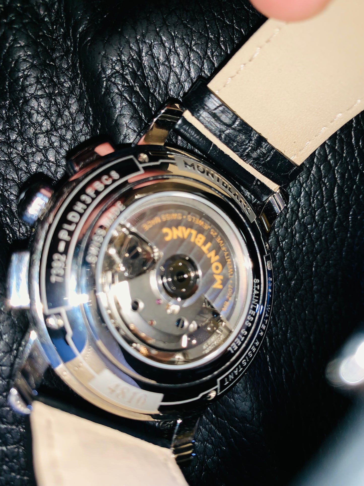 Máxima Elegancia Reloj 💯% Original Automático Mecánico Star Light! 25 Joyas 💎 Carátula Texturizada Blanca Manecillas Y Diales en Oro 18K Cronógrafo-Cronómetro- Fechador-Etcétera