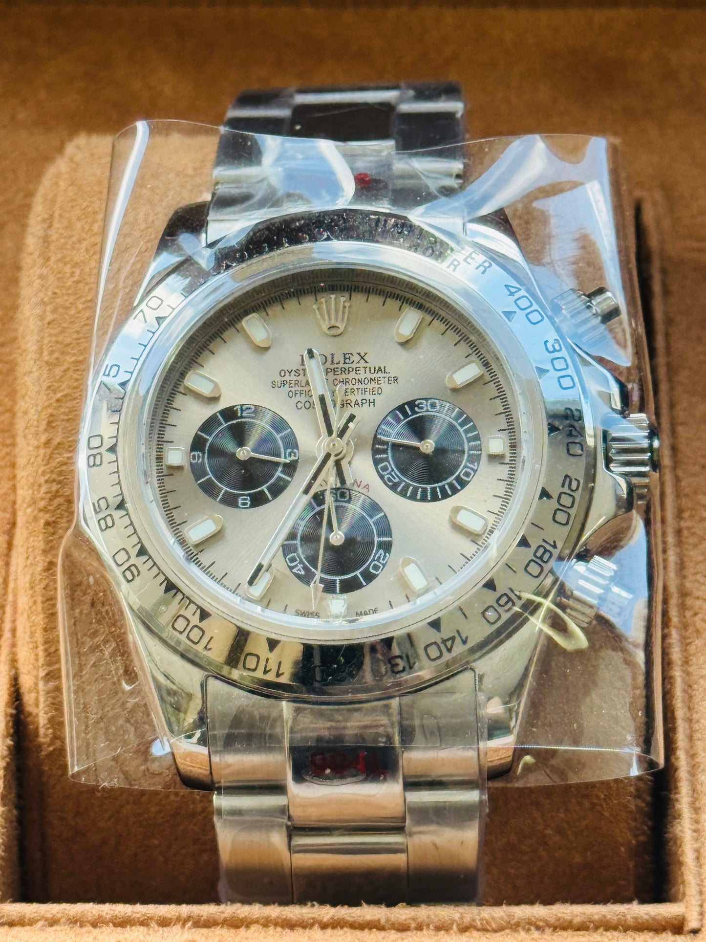 Hermoso Reloj DAYTONA Automático Mecánico Tono Oro Blanco-Máxima Elegancia!