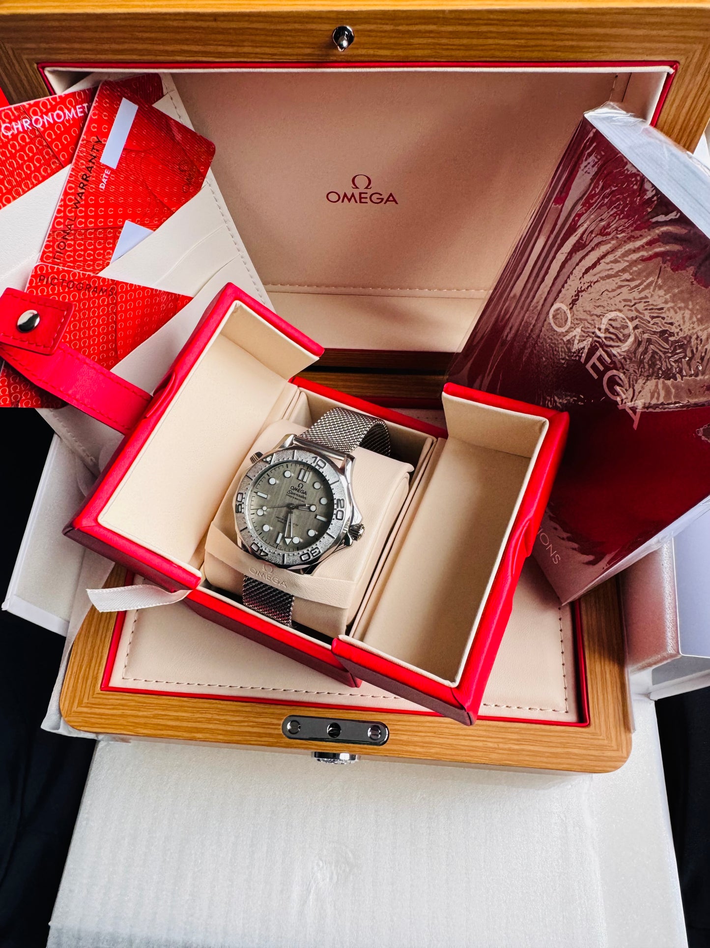 HERMOSO RELOJ AUTOMÁTICO MECÁNICO OMEGA SEAMASTER ACABADO DIAMANTADO