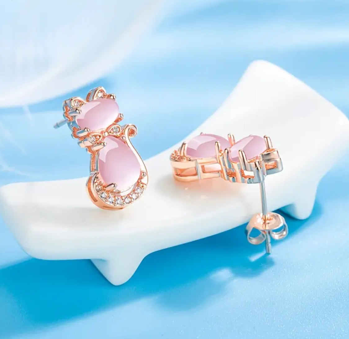 Originales y Hermosos Pendientes de Michis 🐈‍⬛ Hipoalergenicos con Plata ley 925 Aguja 🪡 Ideales para Regalo 🎁