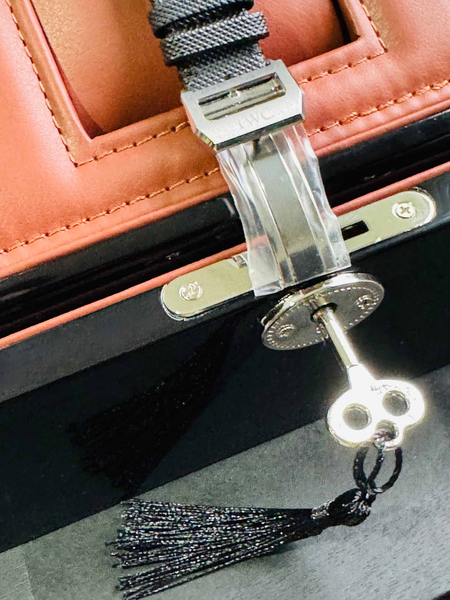 IMPRESIONANTE RELOJ MECÁNICO AUTOMÁTICO TOP GUN IWC UNITED STATE NAVY- FIGTHER SCHOOL!!! GRAN CALIDAD