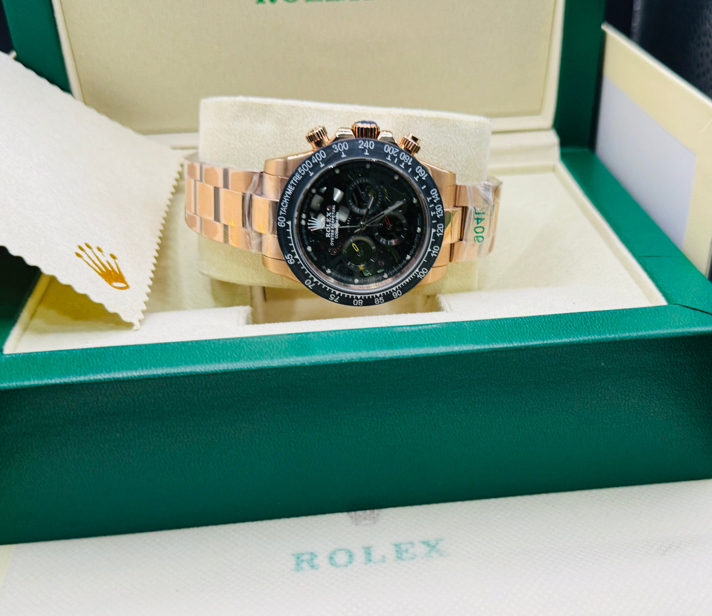 Hermoso Reloj Tono ORO Amarillo Automático Mecánico Skeleton-Luminoso- Gran Detalle- Diales Giratorio Etcétera Favor de Pedir Información por WhatsApp al 99 81 92 84 65