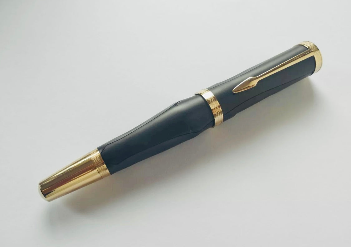 EDICIÓN LIMITADA PLUMA FUENTE MONT BLANC Writers Edition Homenaje a Homer Juego completo de pluma estilográfica con punta M INSPIRADO EN EL CABALLO DE TROYA!  Información por WhatsApp 99 81 92 84 65